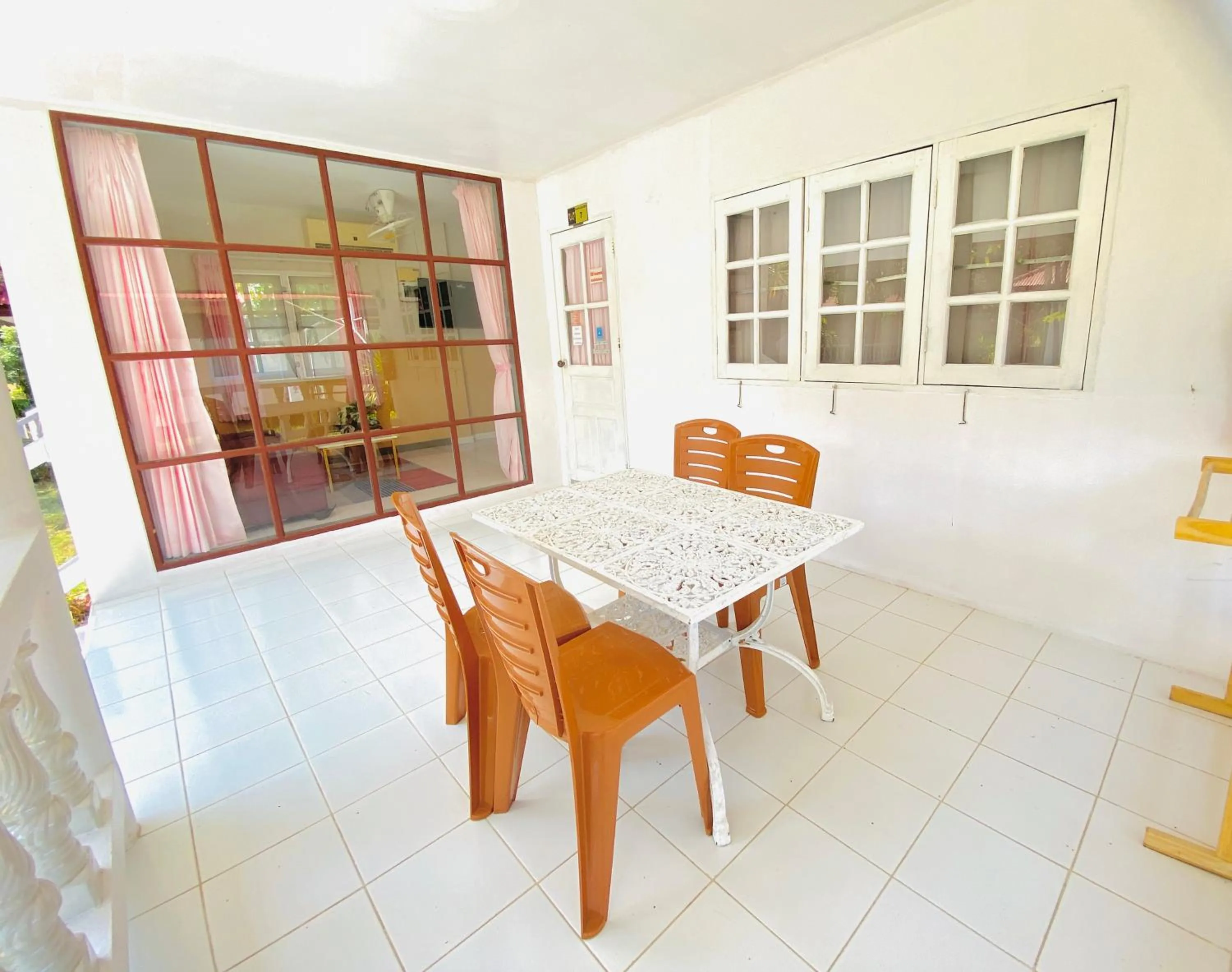 Baan Golden Resort & Residences