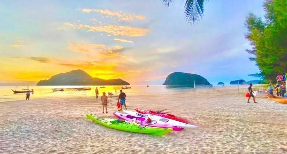 Nearby landmark in Baan Golden Resort & Residences