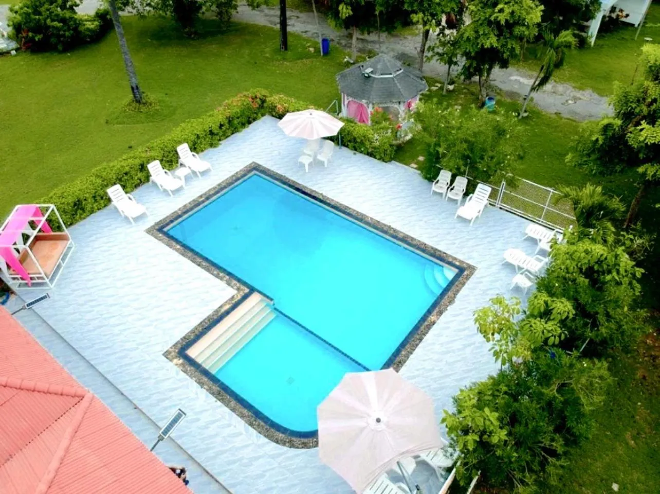 Garden in Baan Golden Resort & Residences