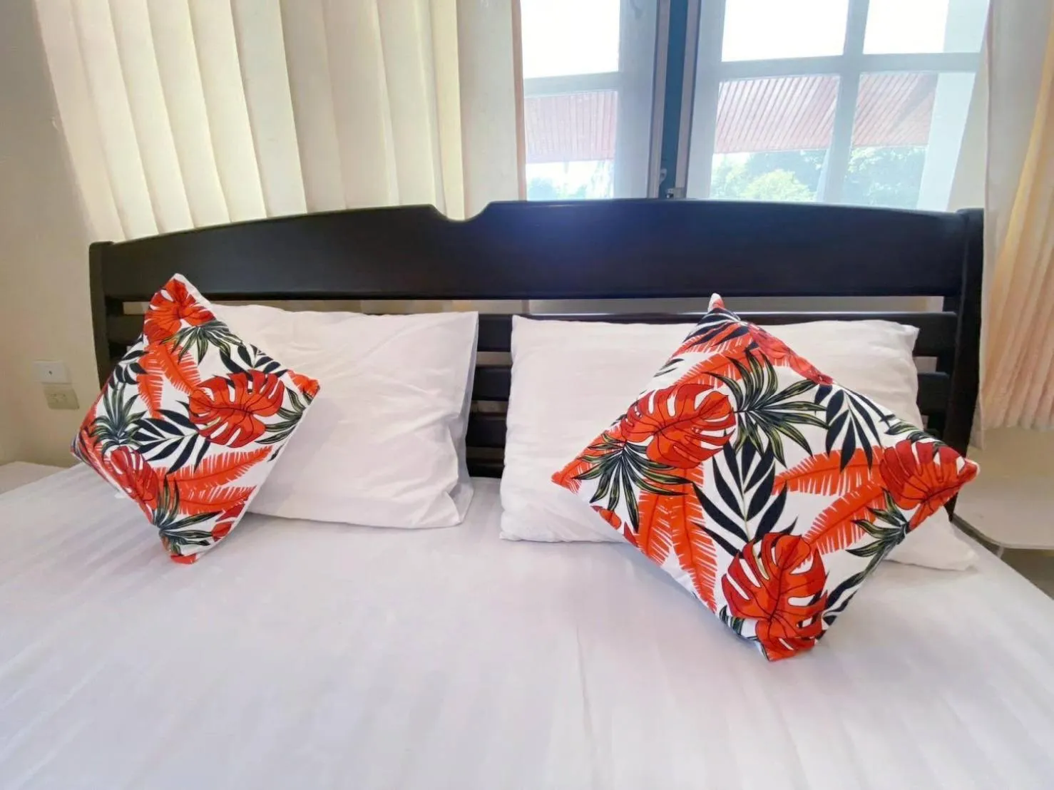 Bed in Baan Golden Resort & Residences