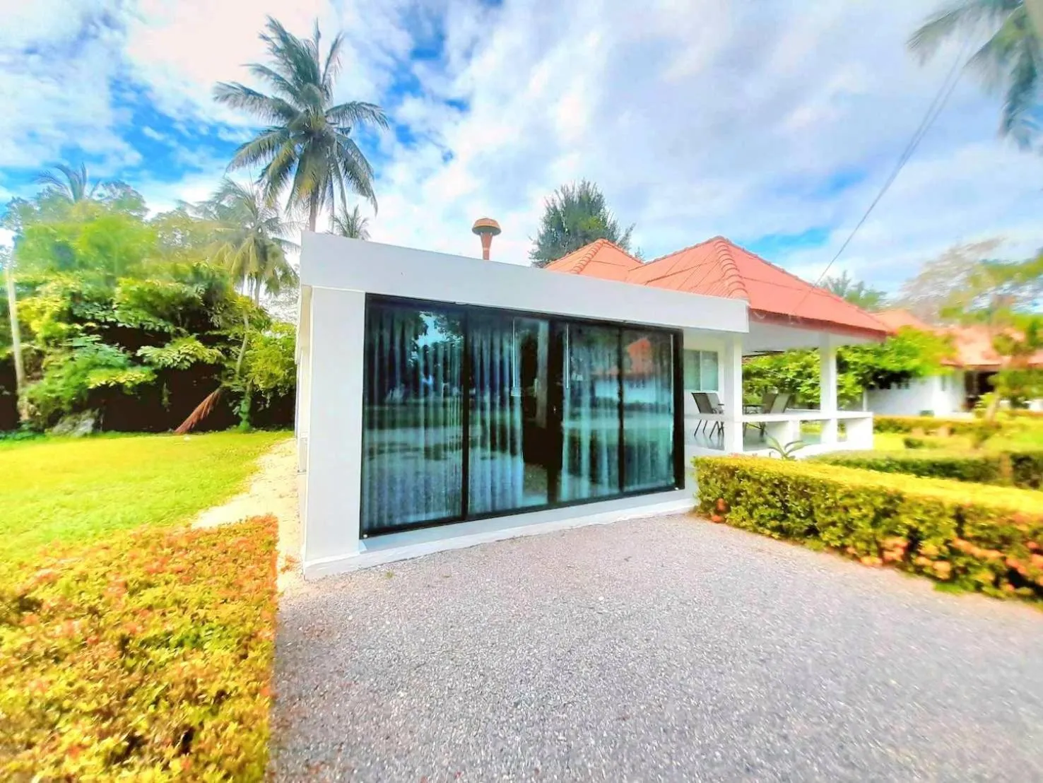 Baan Golden Resort & Residences