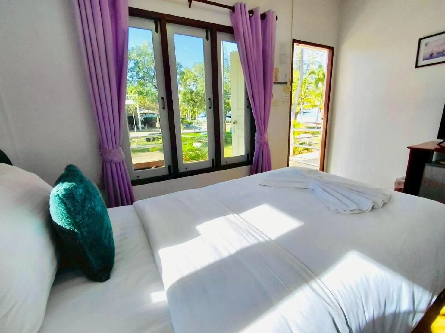 Bed in Baan Golden Resort & Residences