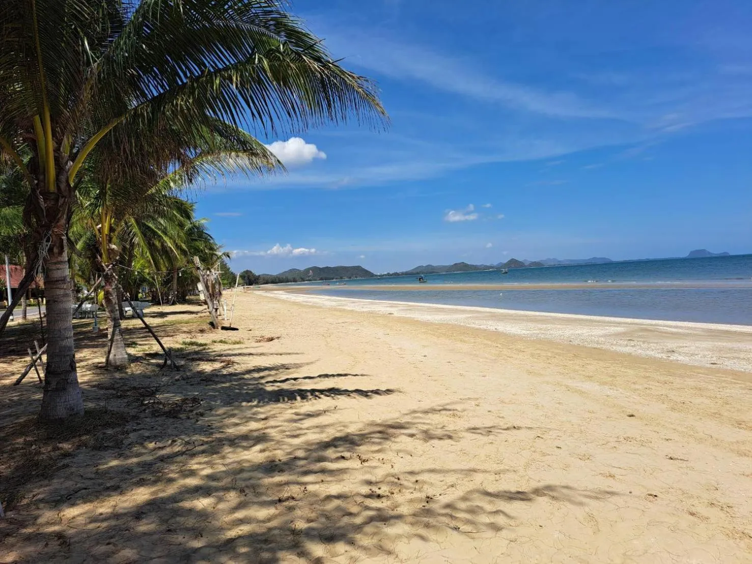 Baan Golden Resort & Residences