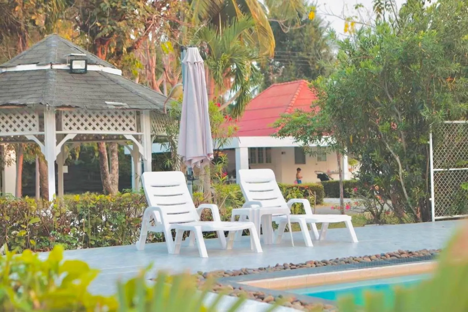 Baan Golden Resort & Residences