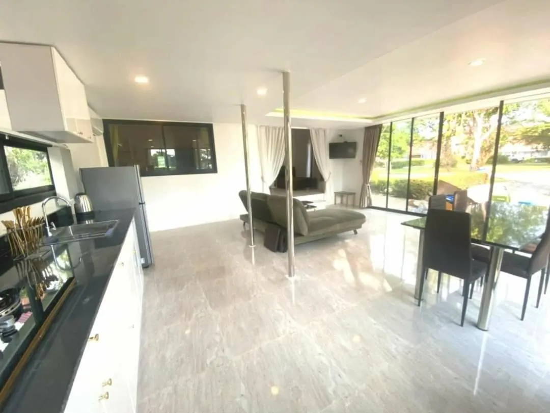 Baan Golden Resort & Residences