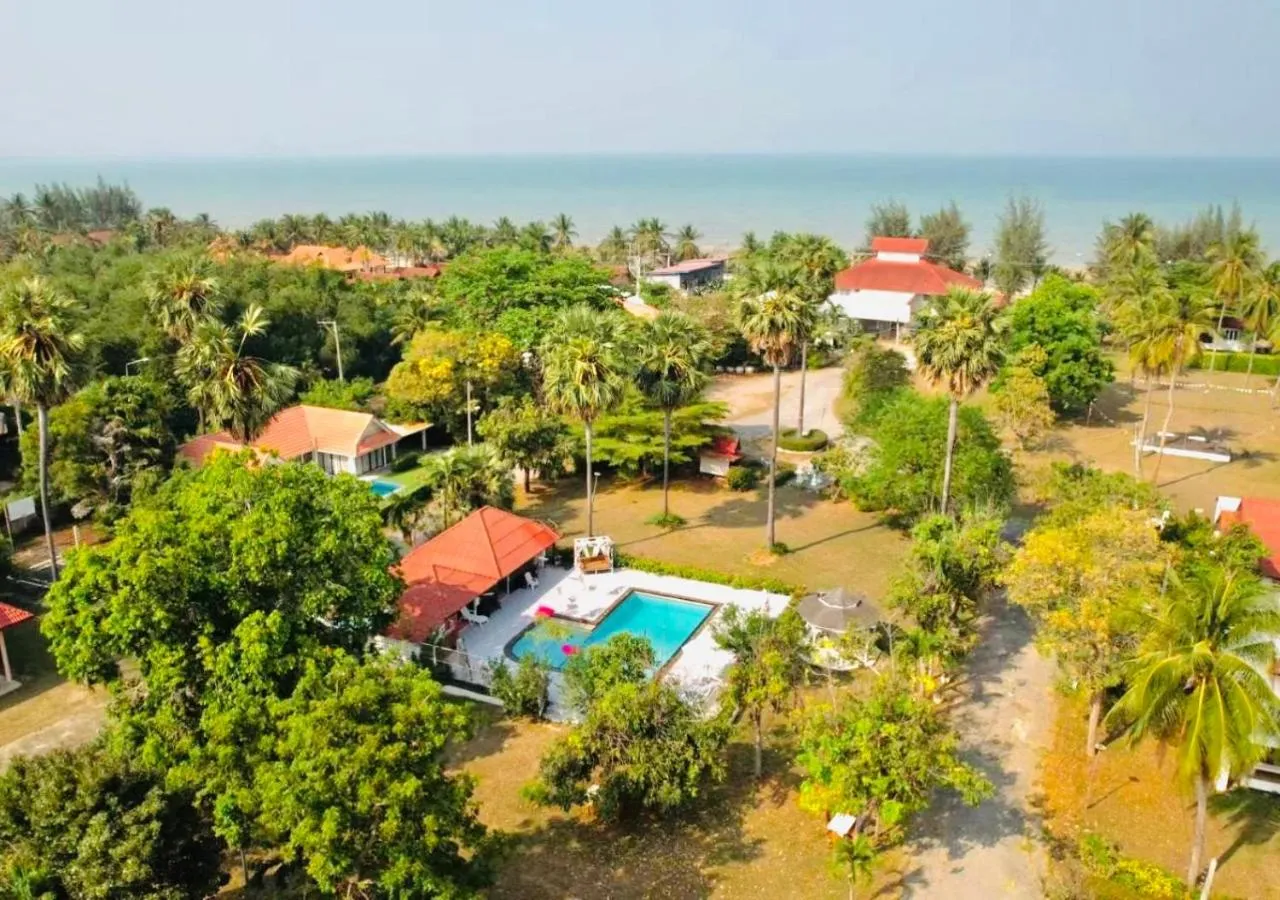 Baan Golden Resort & Residences