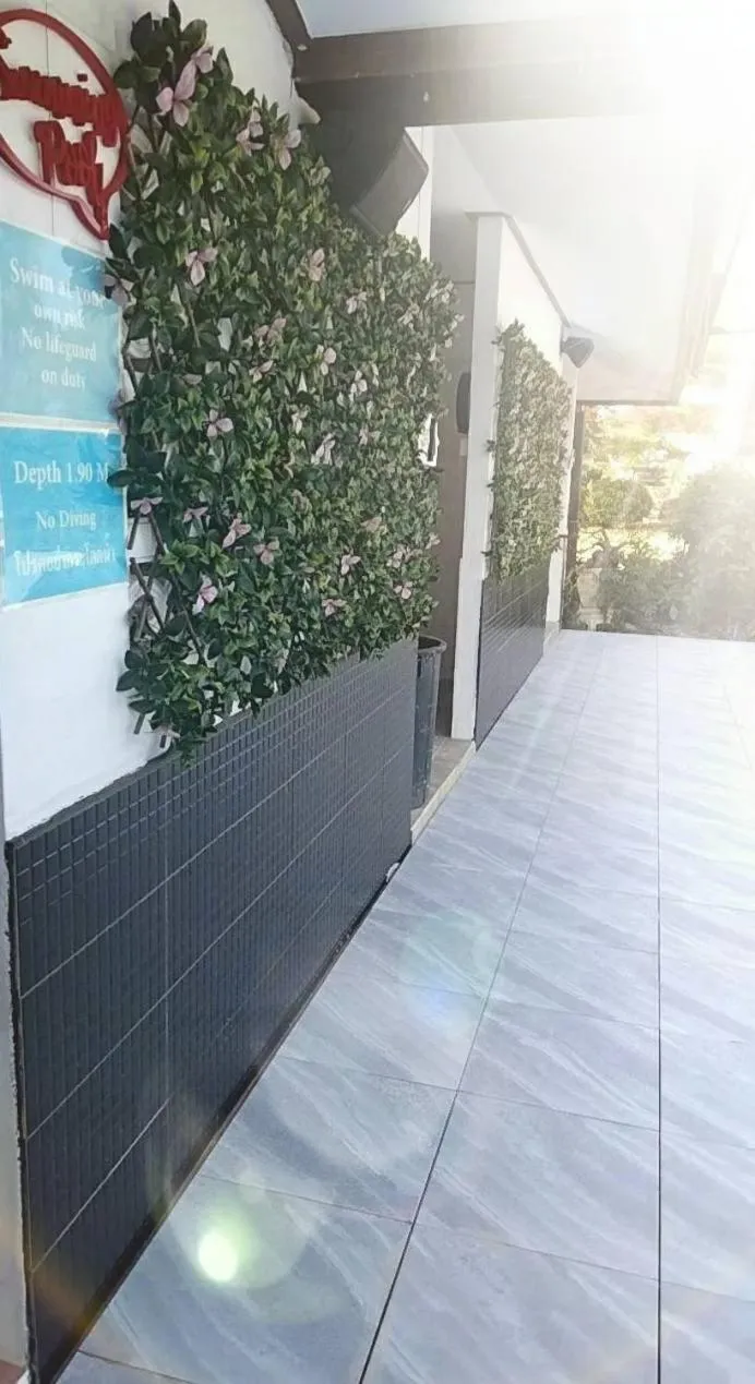 Baan Golden Resort & Residences