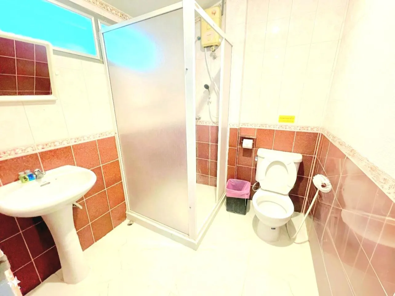 Baan Golden Resort & Residences