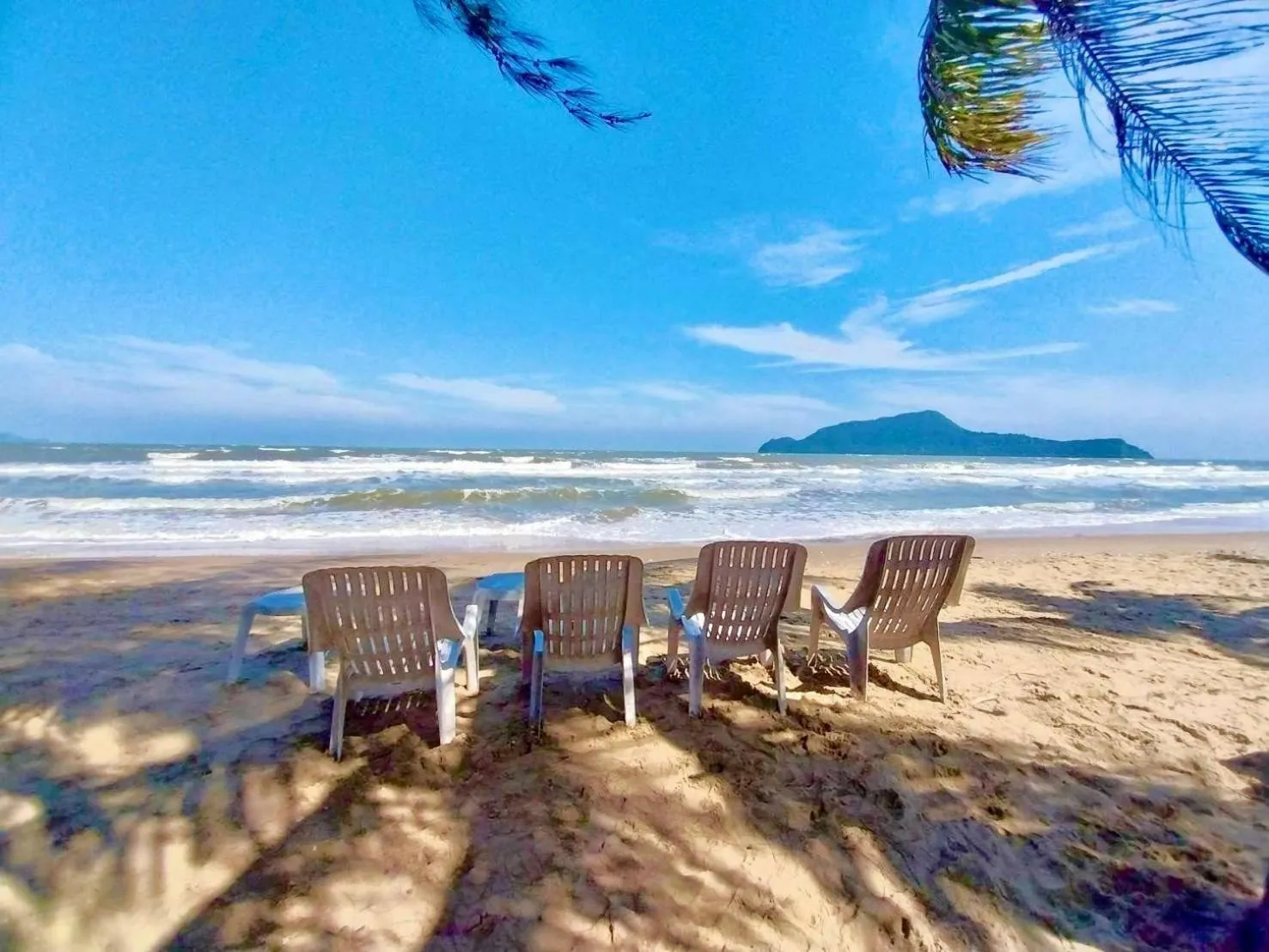 Baan Golden Resort & Residences