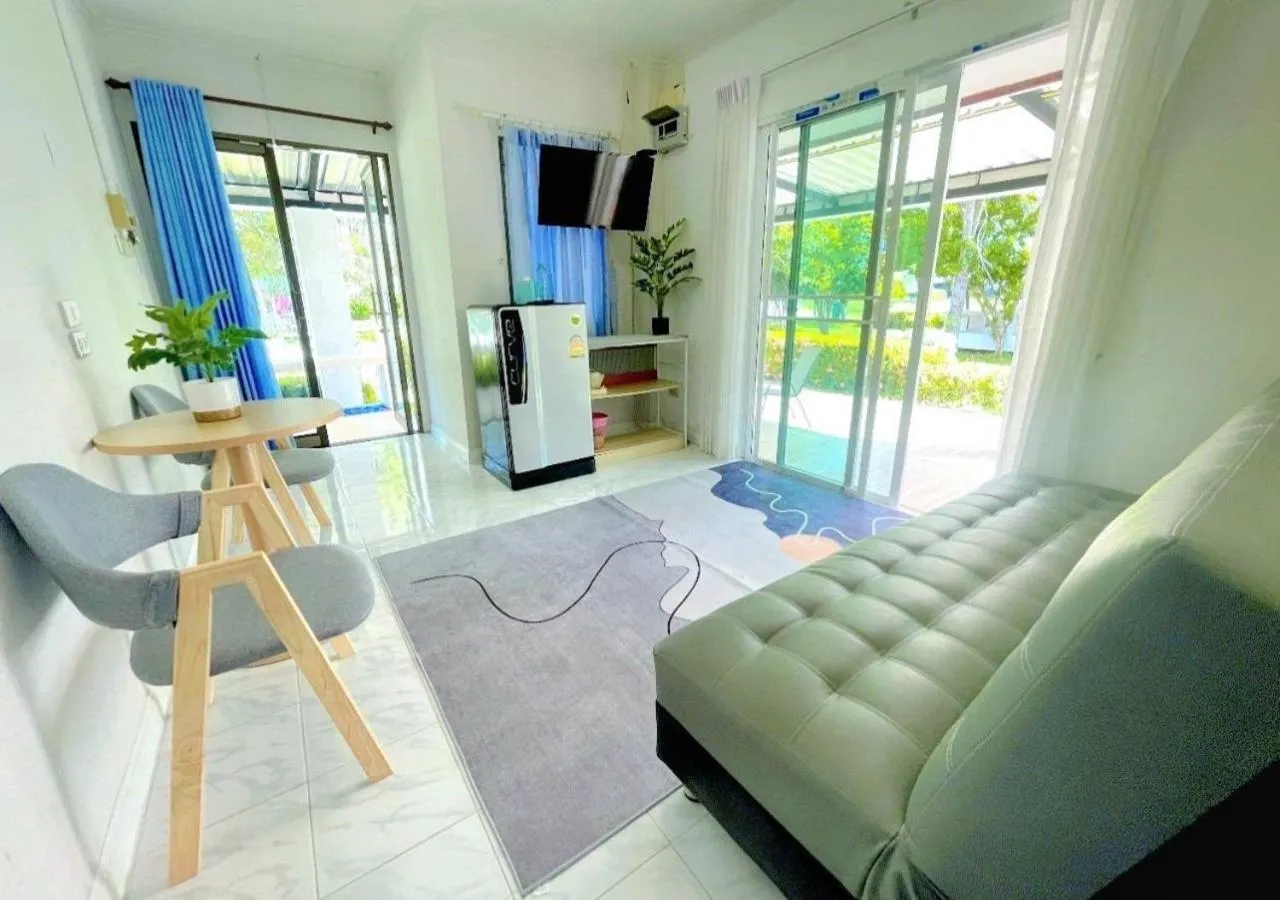 Baan Golden Resort & Residences