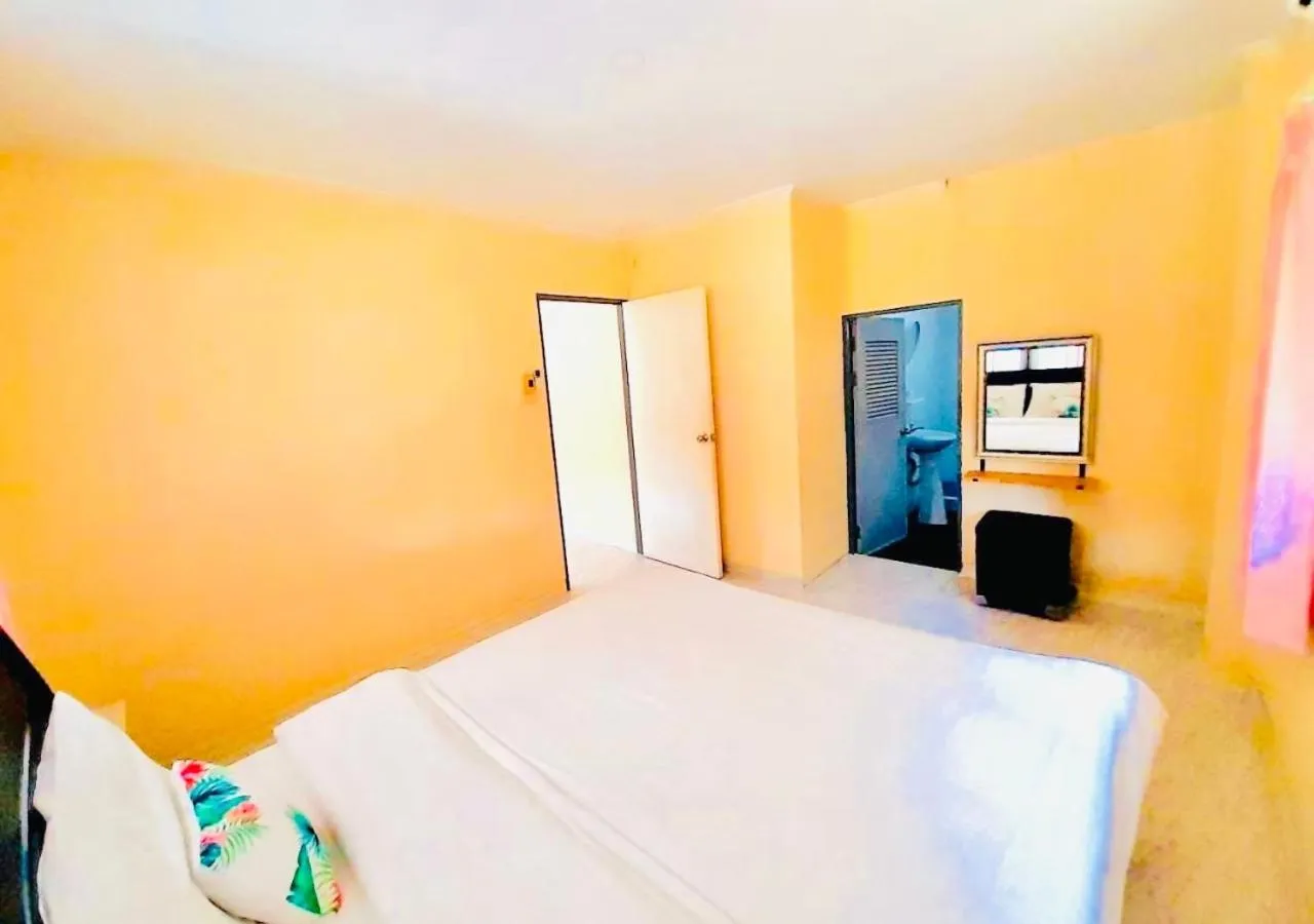 Bed in Baan Golden Resort & Residences