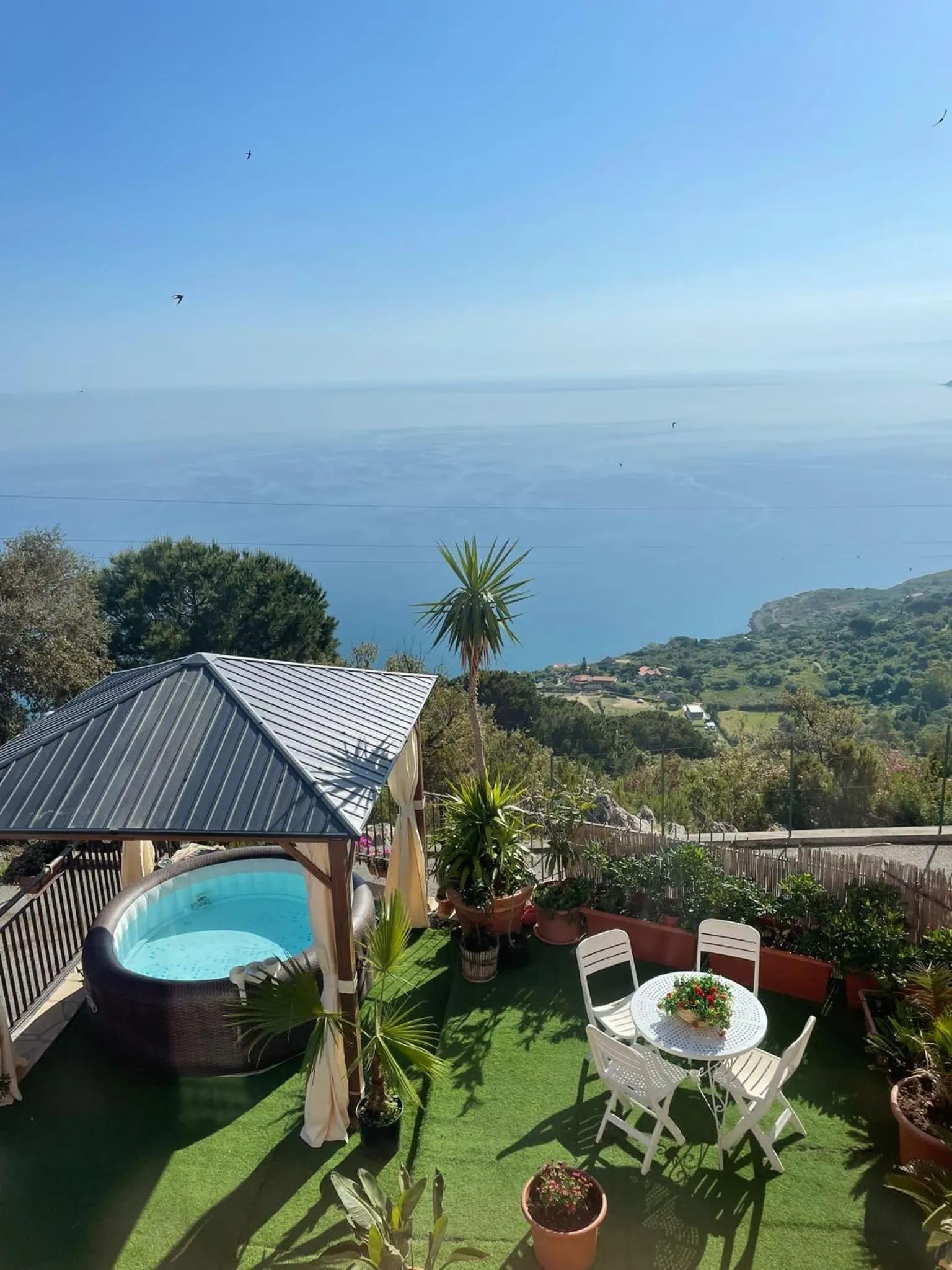 B&B Roomantic & Piscina Idromassaggio