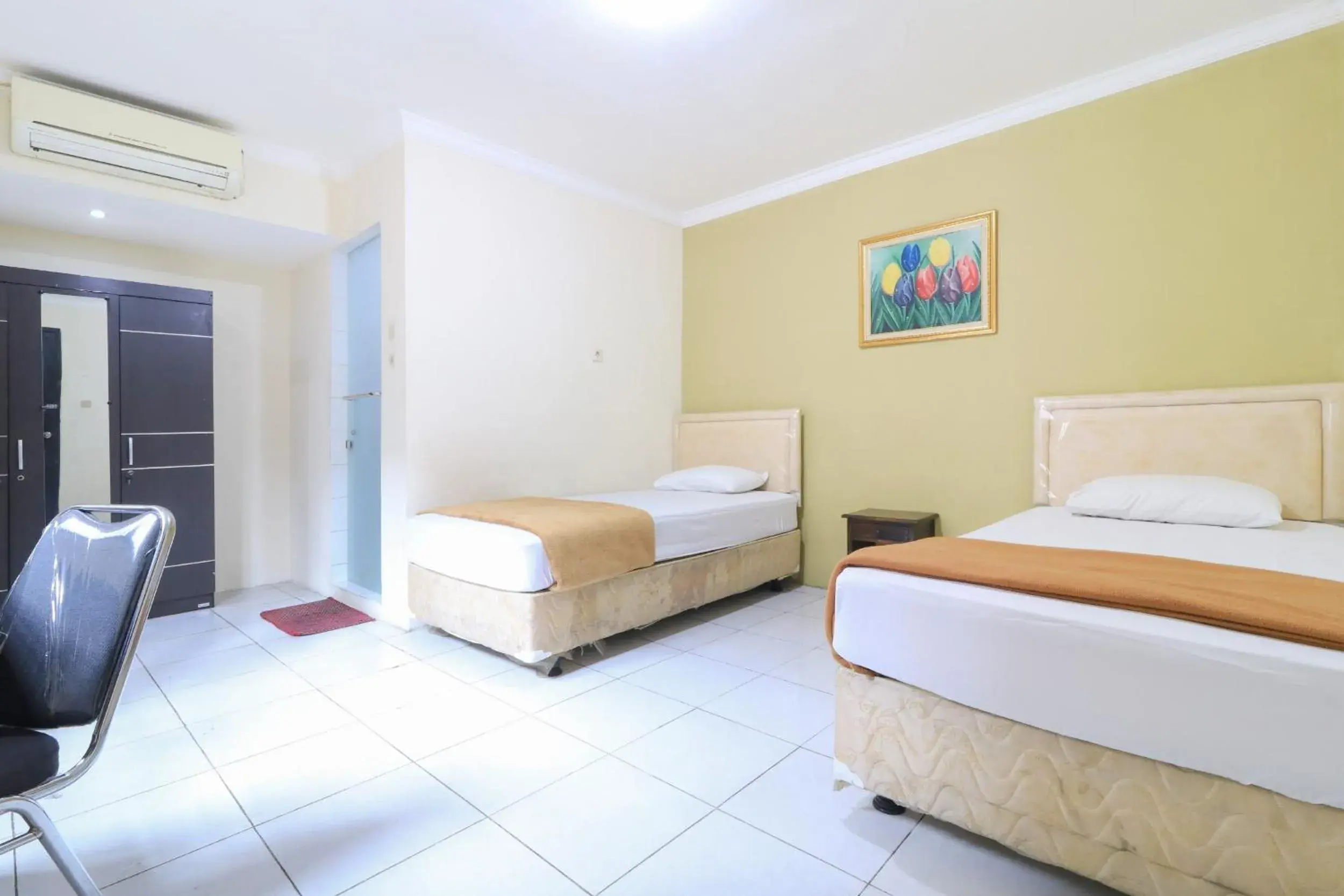 Superior Twin Room in AMS Hotel Koja Superior Twin Room in AMS Hotel Koja