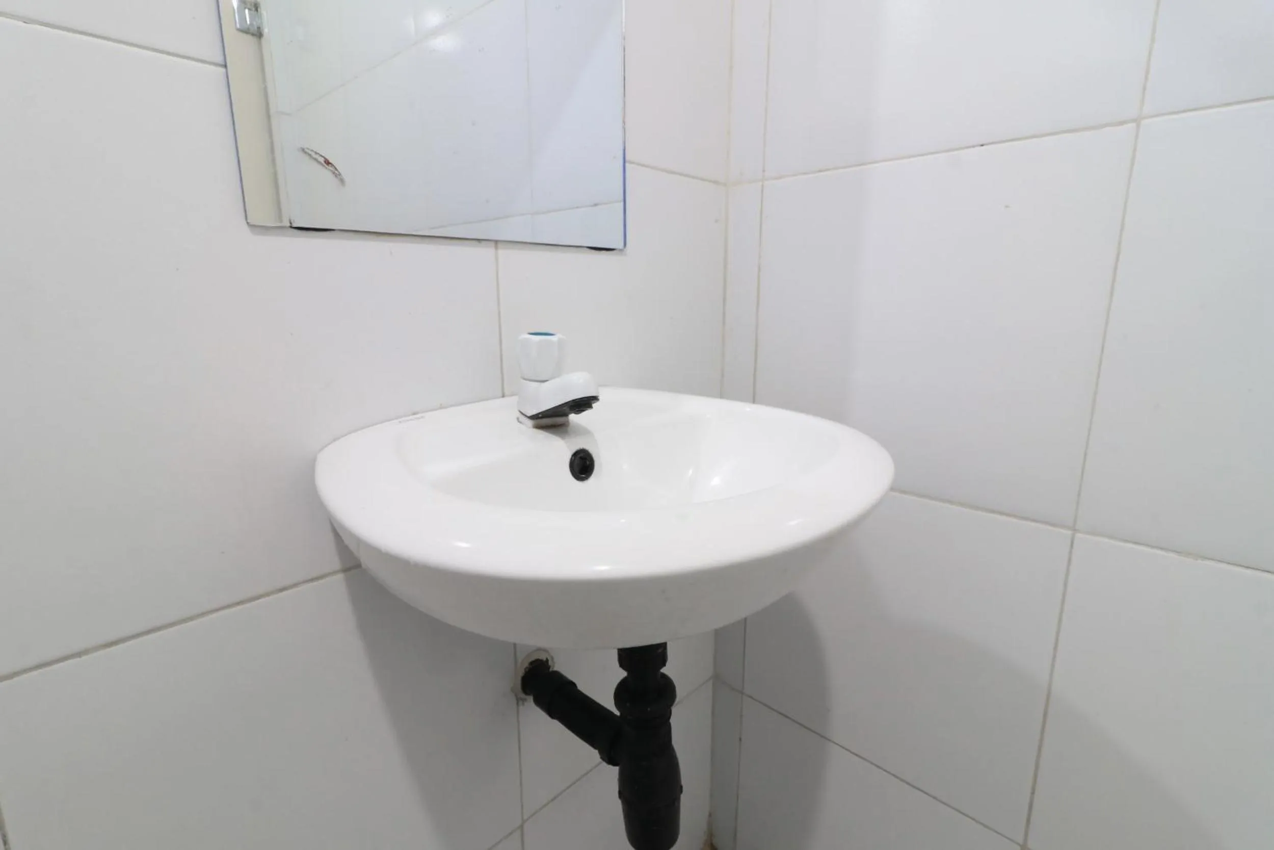 Bathroom in AMS Hotel Koja