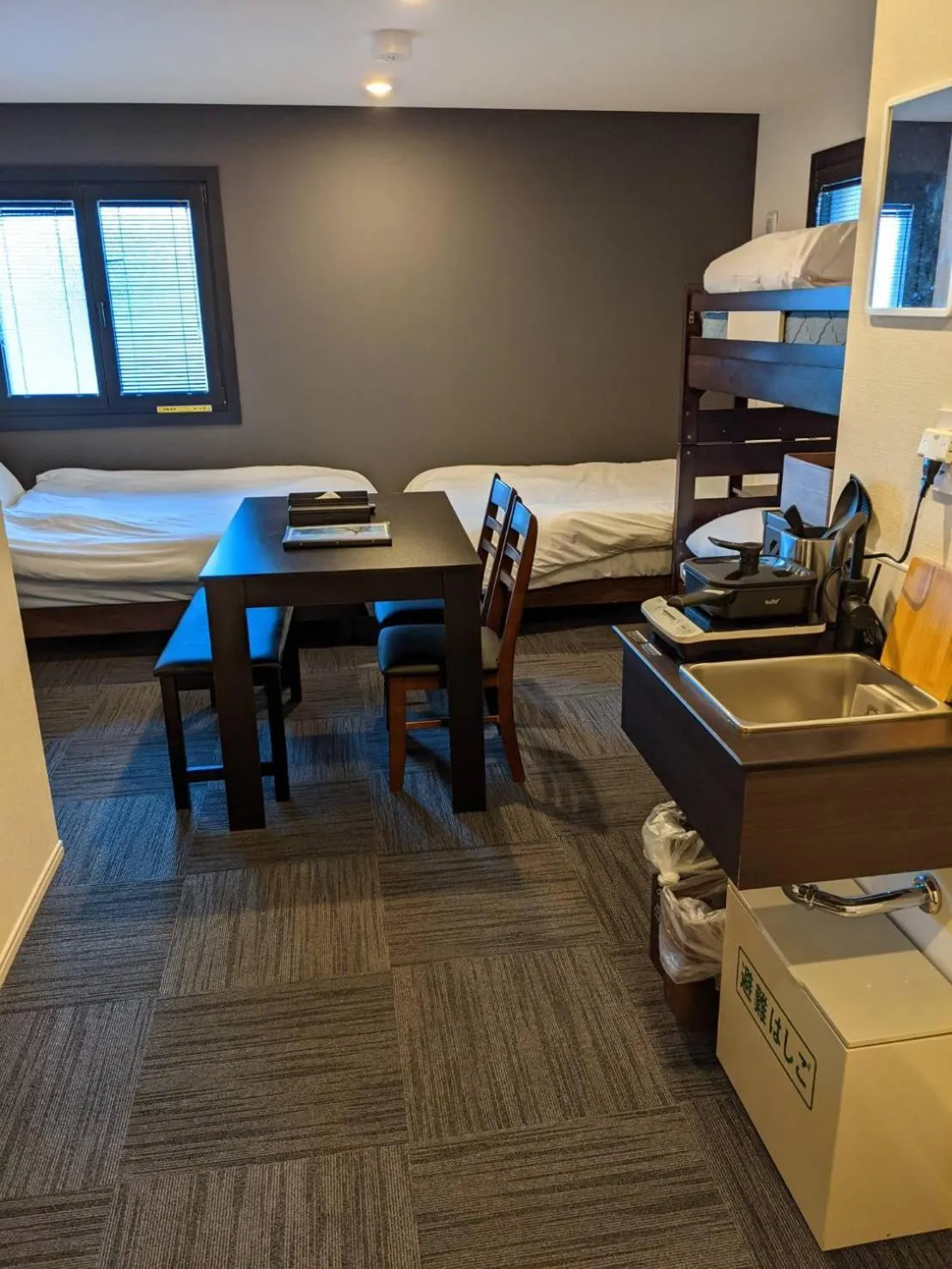 Kitchen or kitchenette, Bed in Gennoya