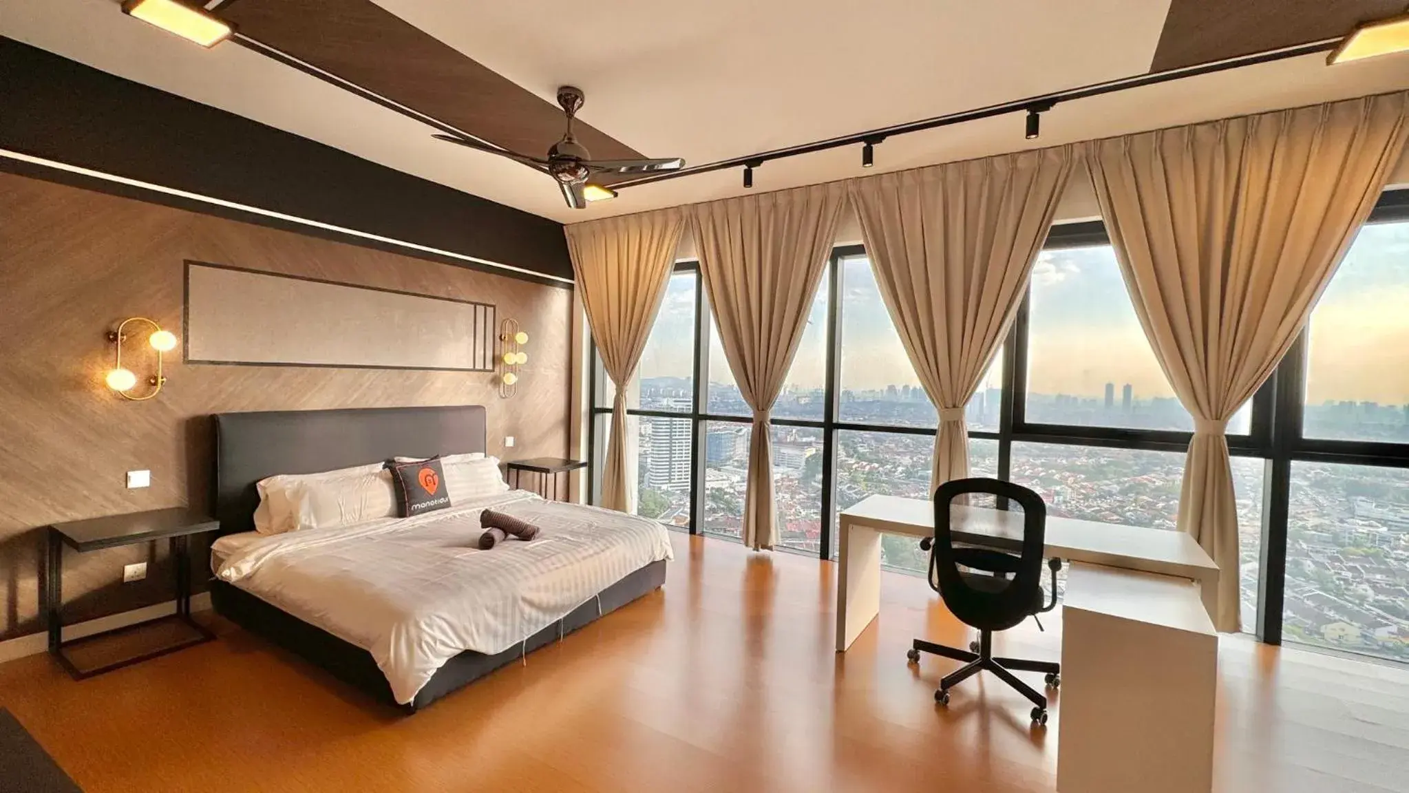 View (from property/room), Bed in Manatidur@THE HUB SS2 View (from property/room), Bed in Manatidur@THE HUB SS2