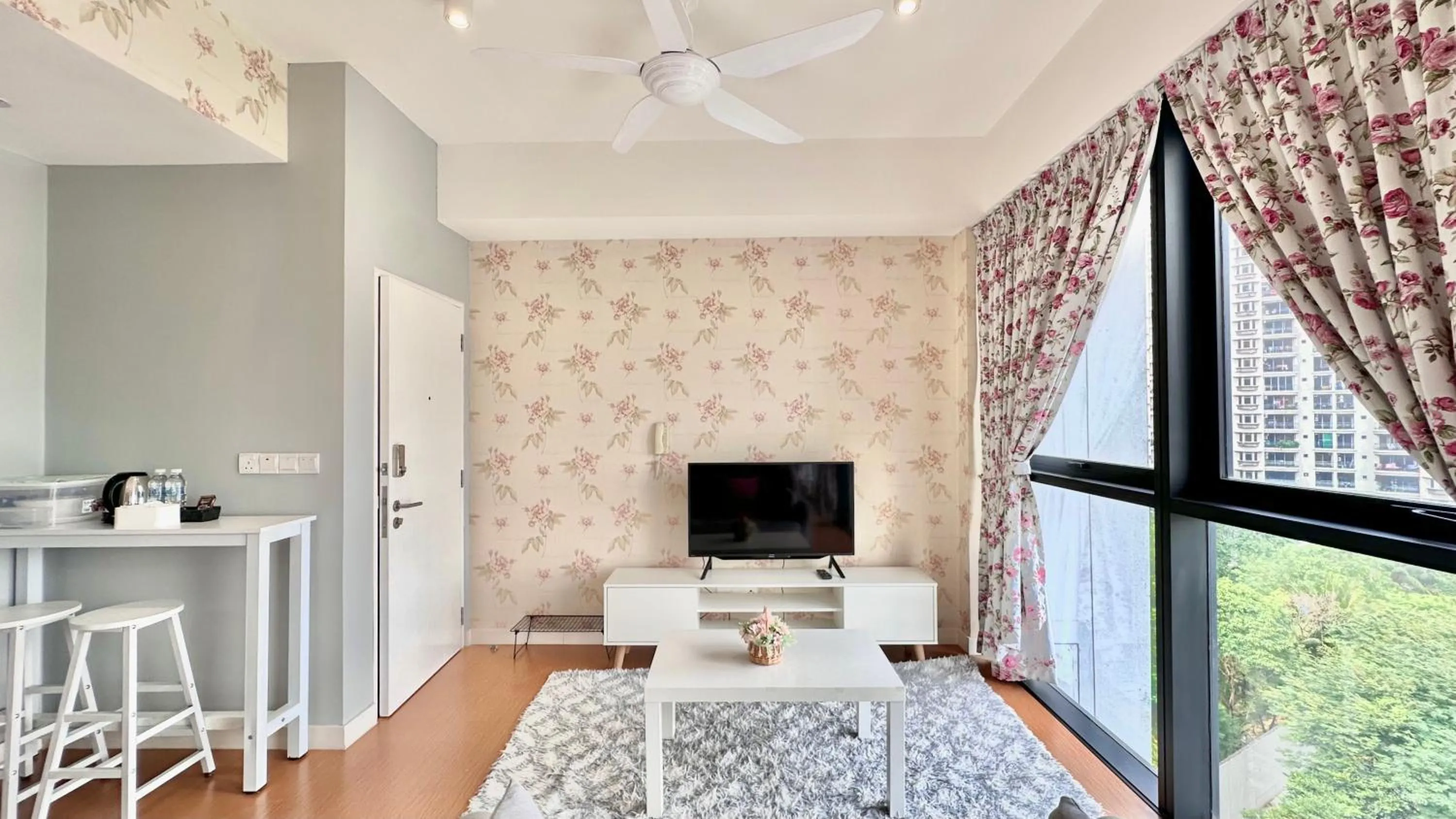 Bedroom in Manatidur@THE HUB SS2