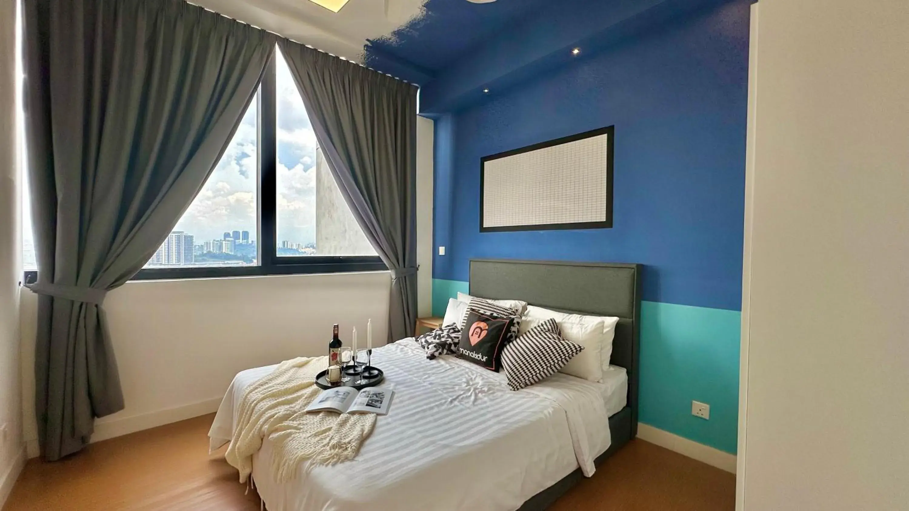 Bedroom, Bed in Manatidur@THE HUB SS2 Bedroom, Bed in Manatidur@THE HUB SS2