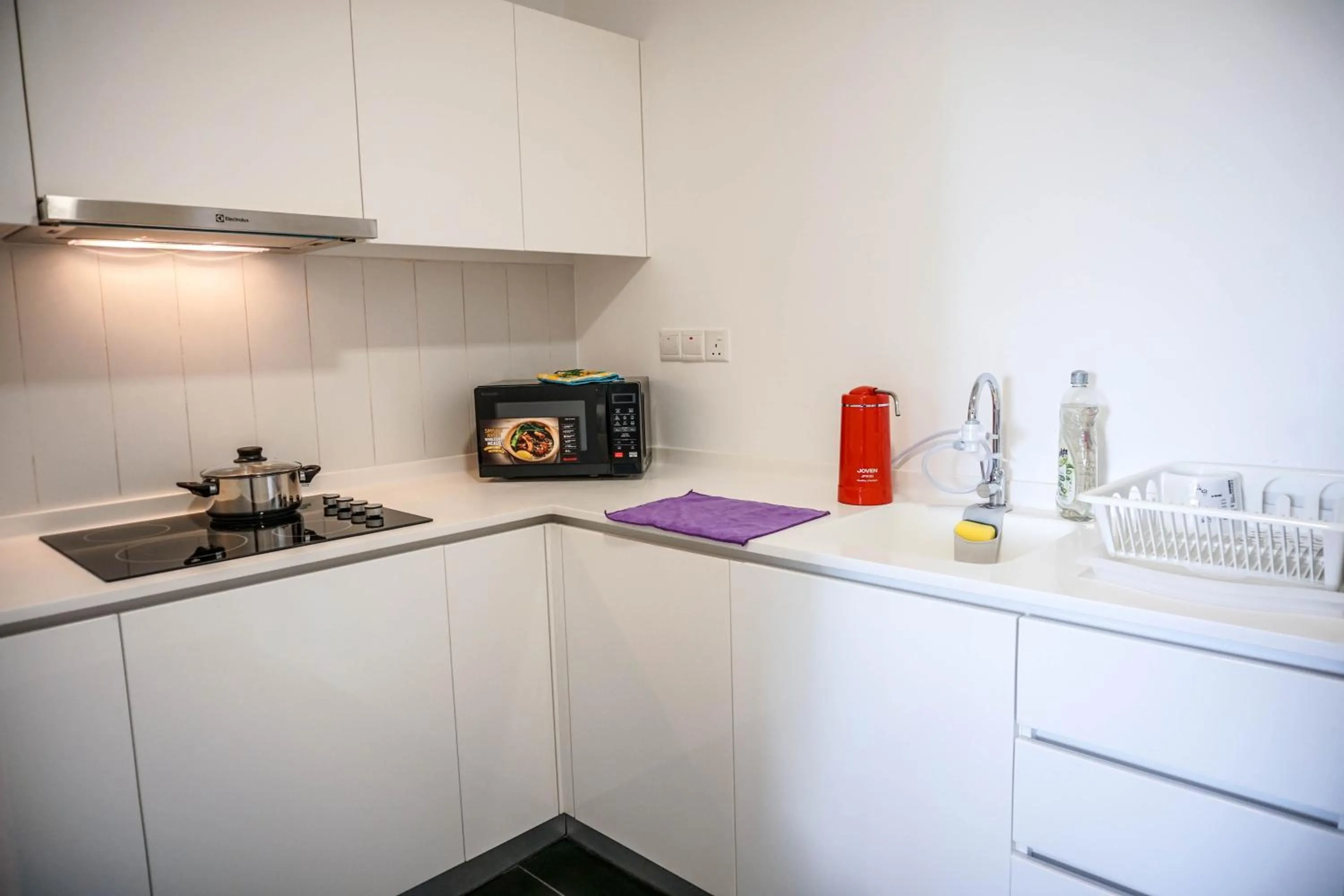 Kitchen or kitchenette in Manatidur@THE HUB SS2