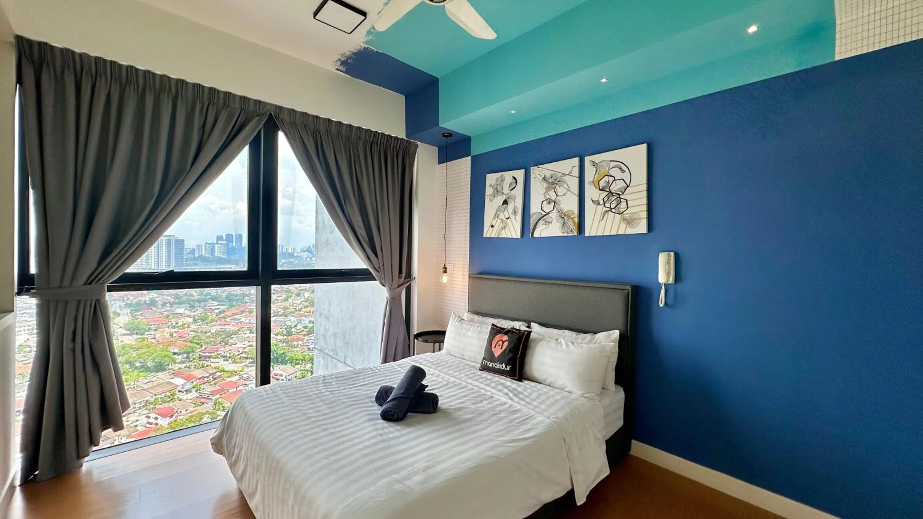 Bedroom, Bed in Manatidur@THE HUB SS2