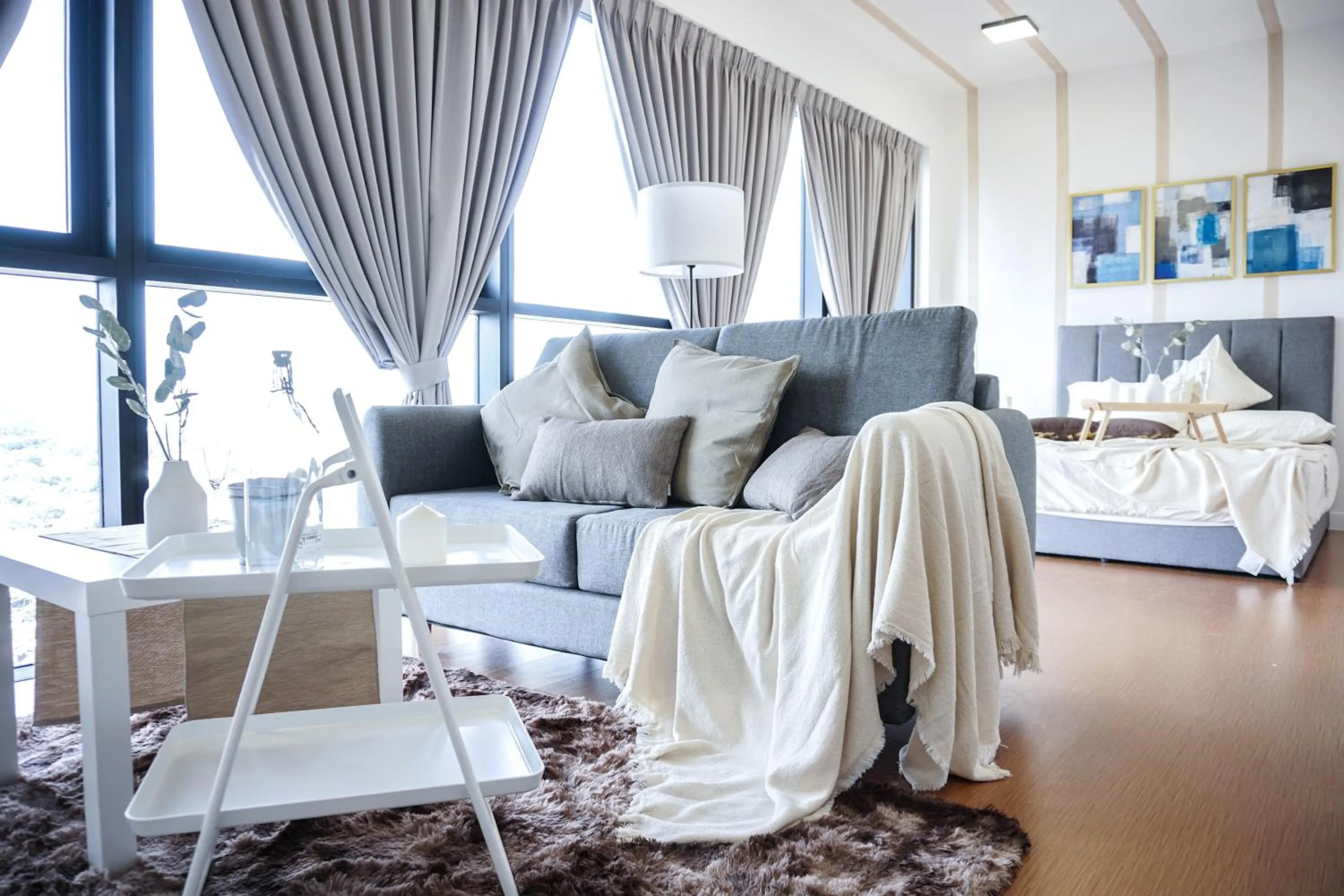 Photo of the whole room, Bed in Manatidur@THE HUB SS2