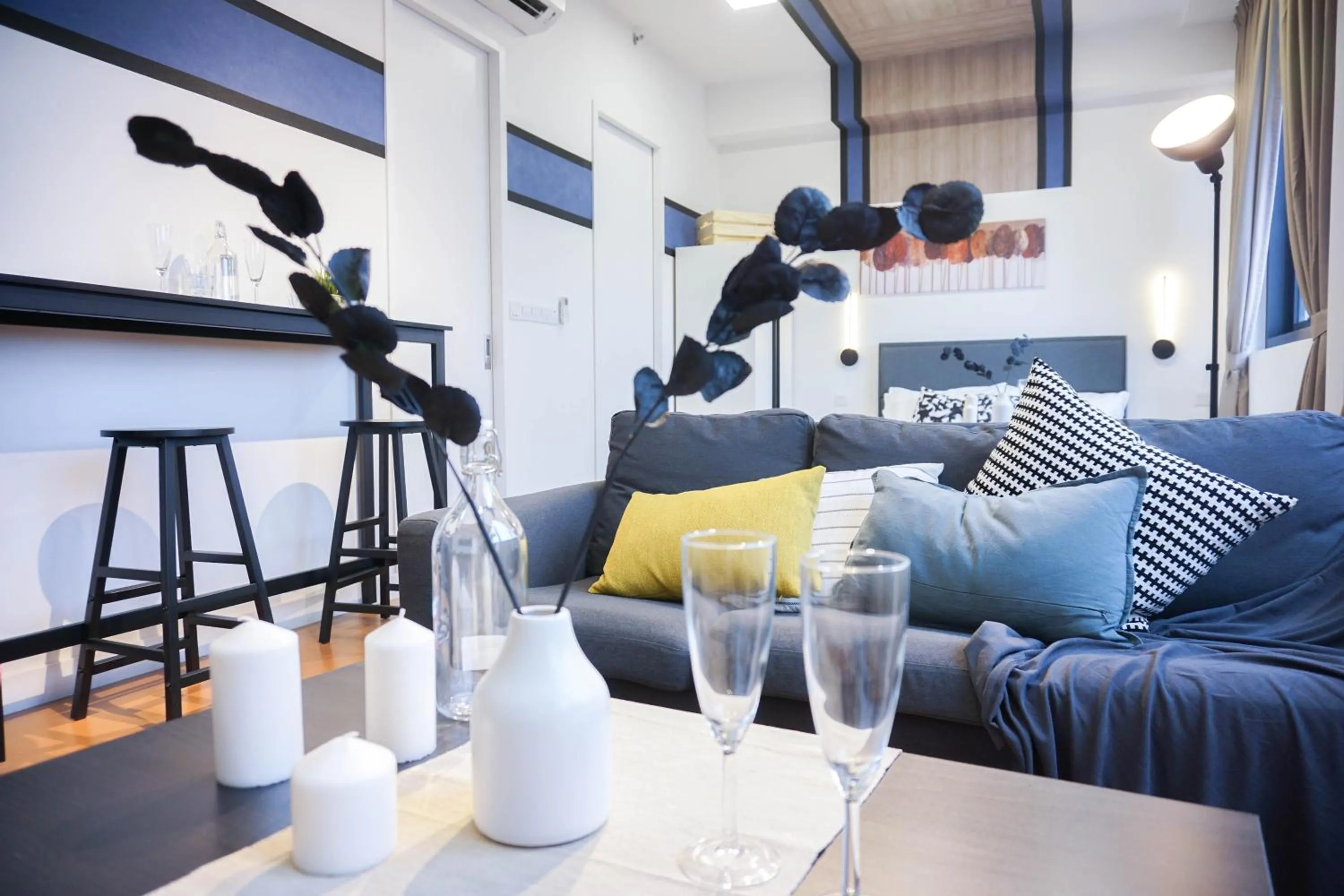 Seating area in Manatidur@THE HUB SS2