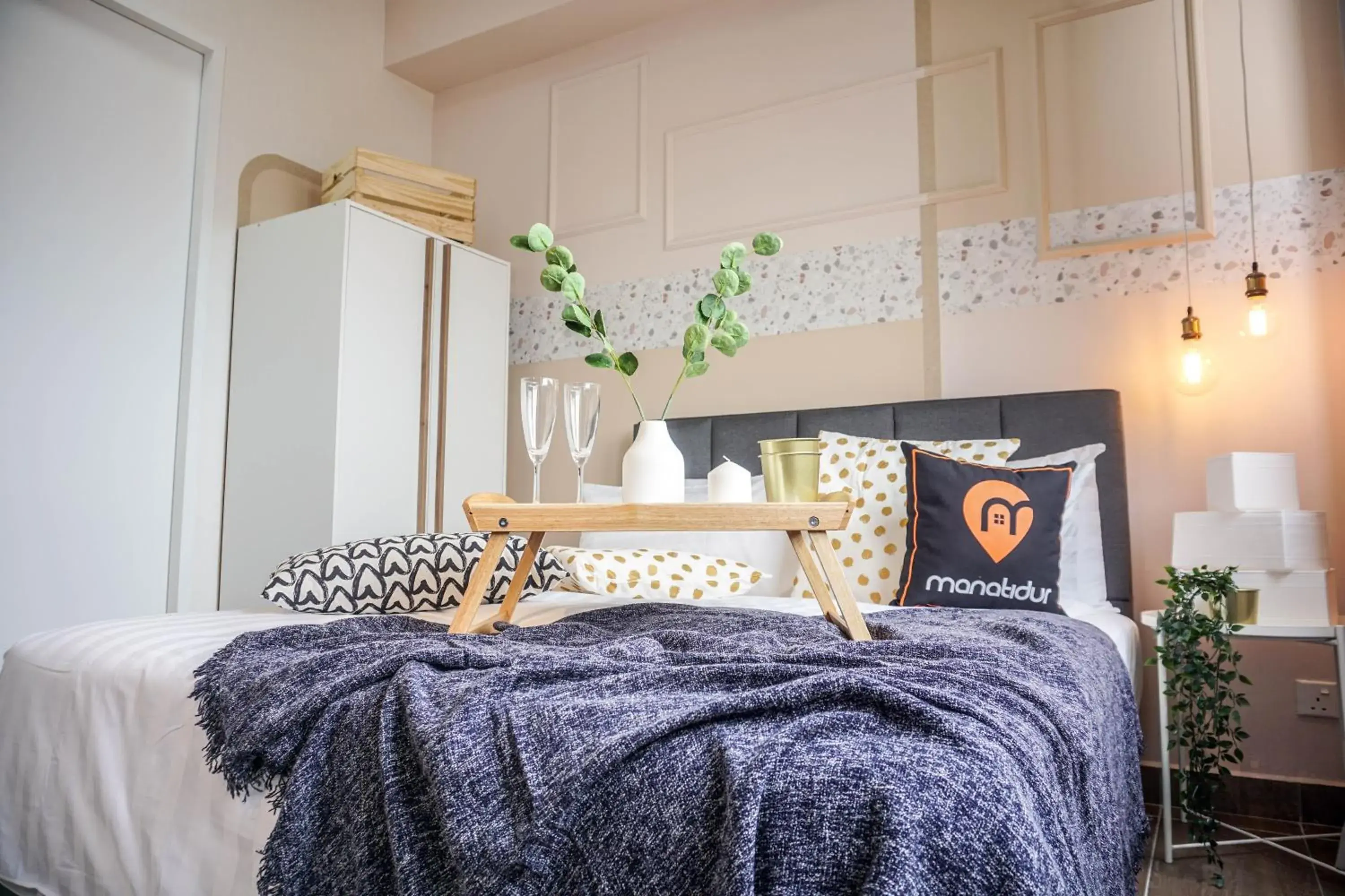 Deluxe Queen Studio in Manatidur@THE HUB SS2 Deluxe Queen Studio in Manatidur@THE HUB SS2