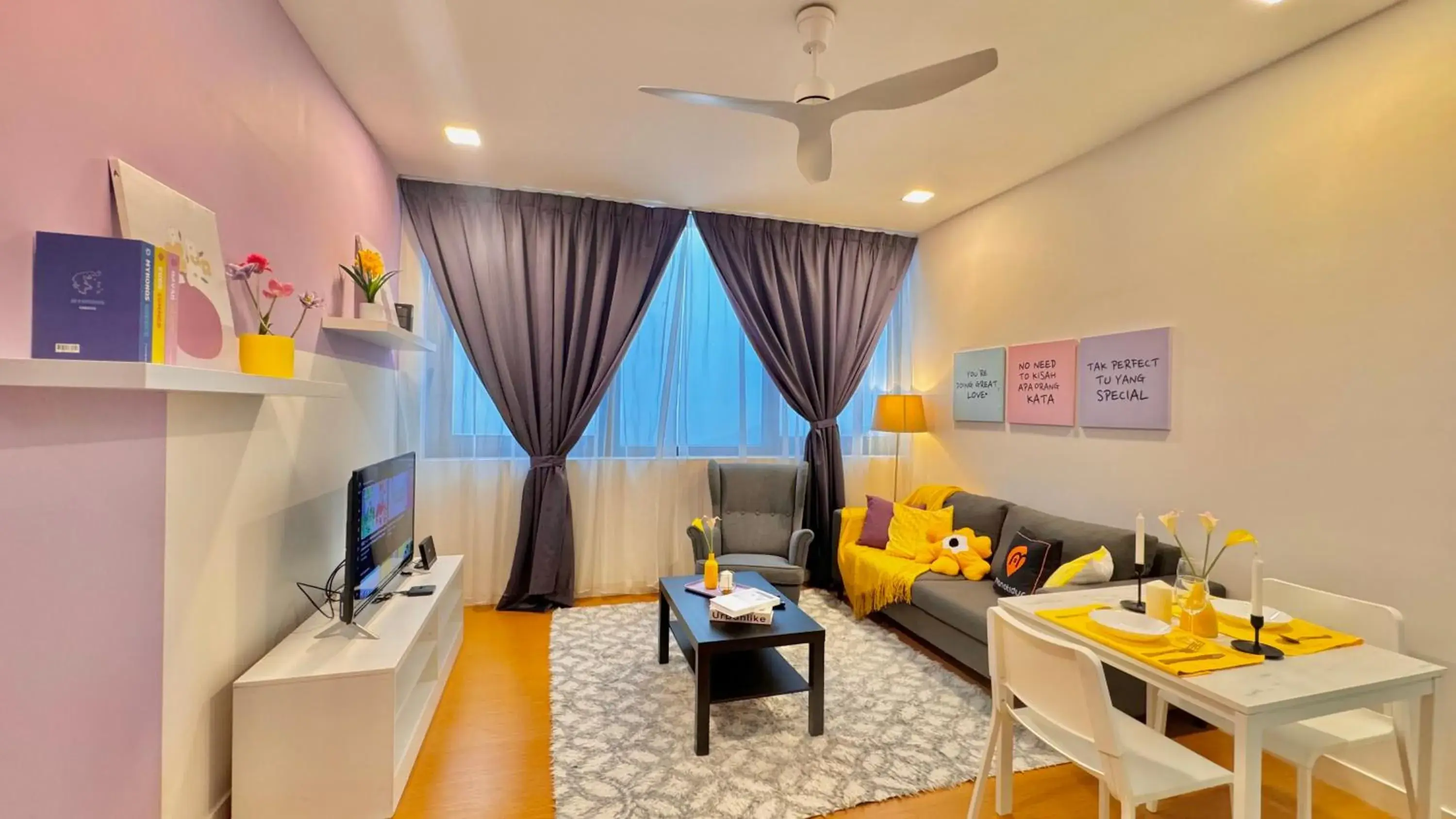 Living room in Manatidur@THE HUB SS2 Living room in Manatidur@THE HUB SS2