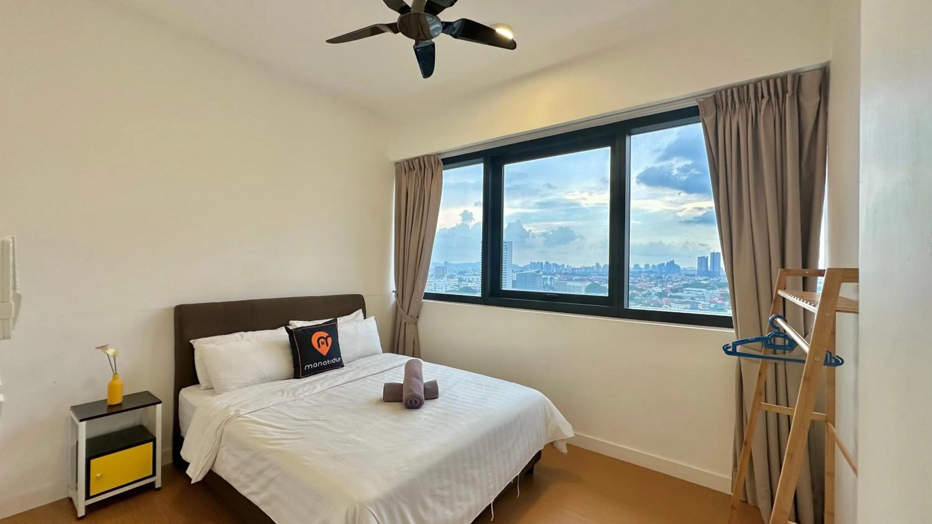 Bed in Manatidur@THE HUB SS2