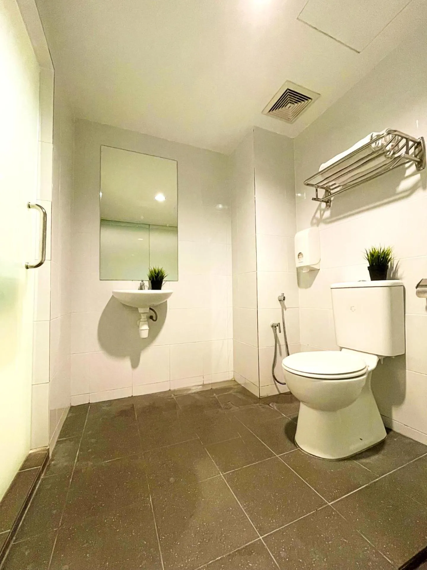 Bathroom in ESQ Shamelin Hotel