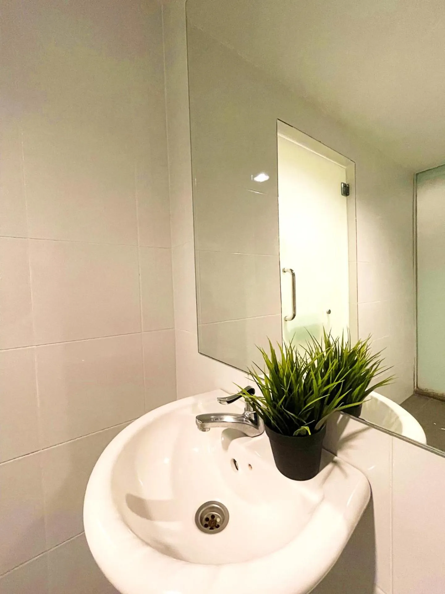 Bathroom in ESQ Shamelin Hotel