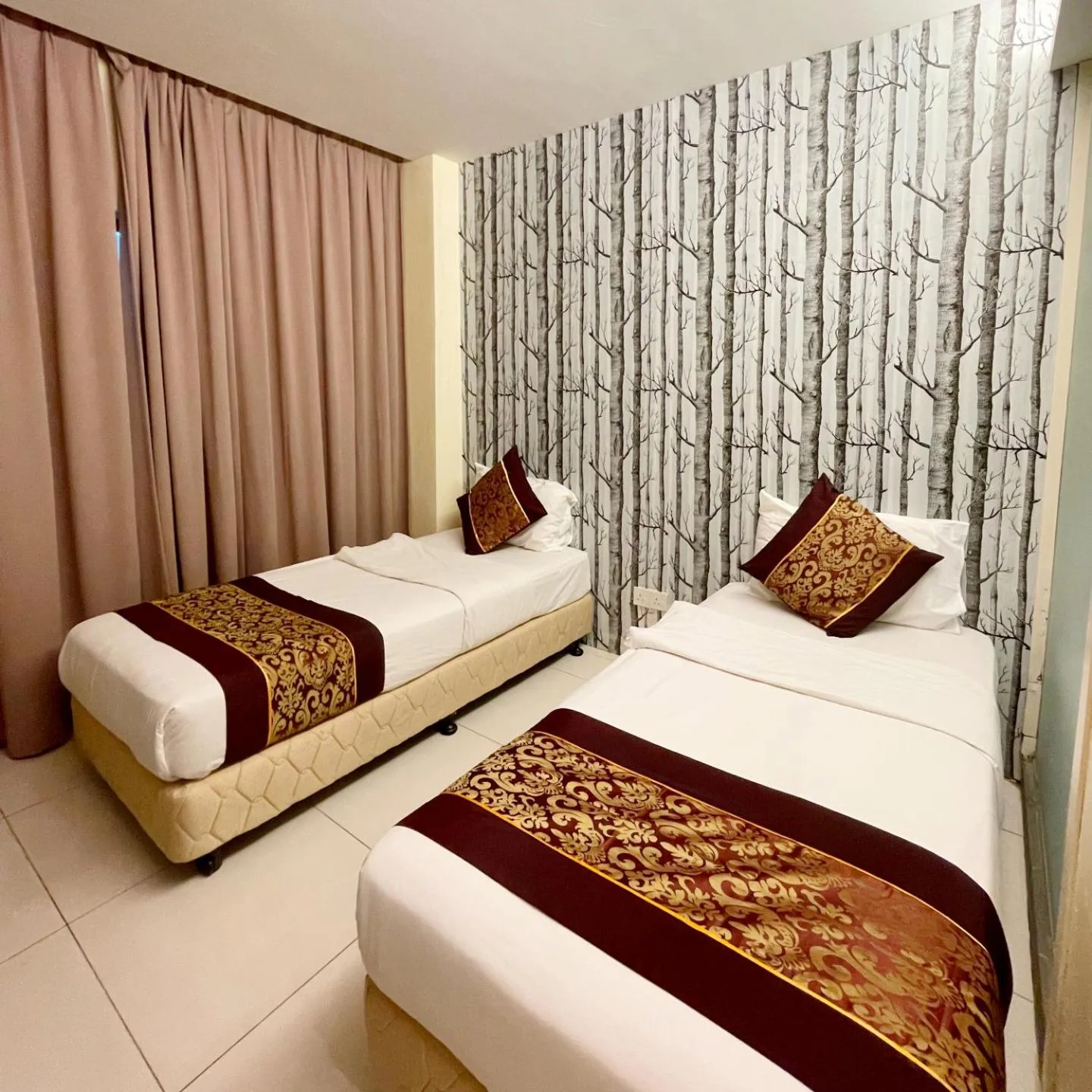 Bedroom in ESQ Shamelin Hotel