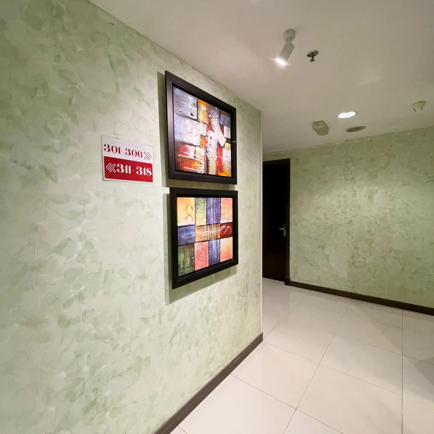 Decorative detail in ESQ Shamelin Hotel