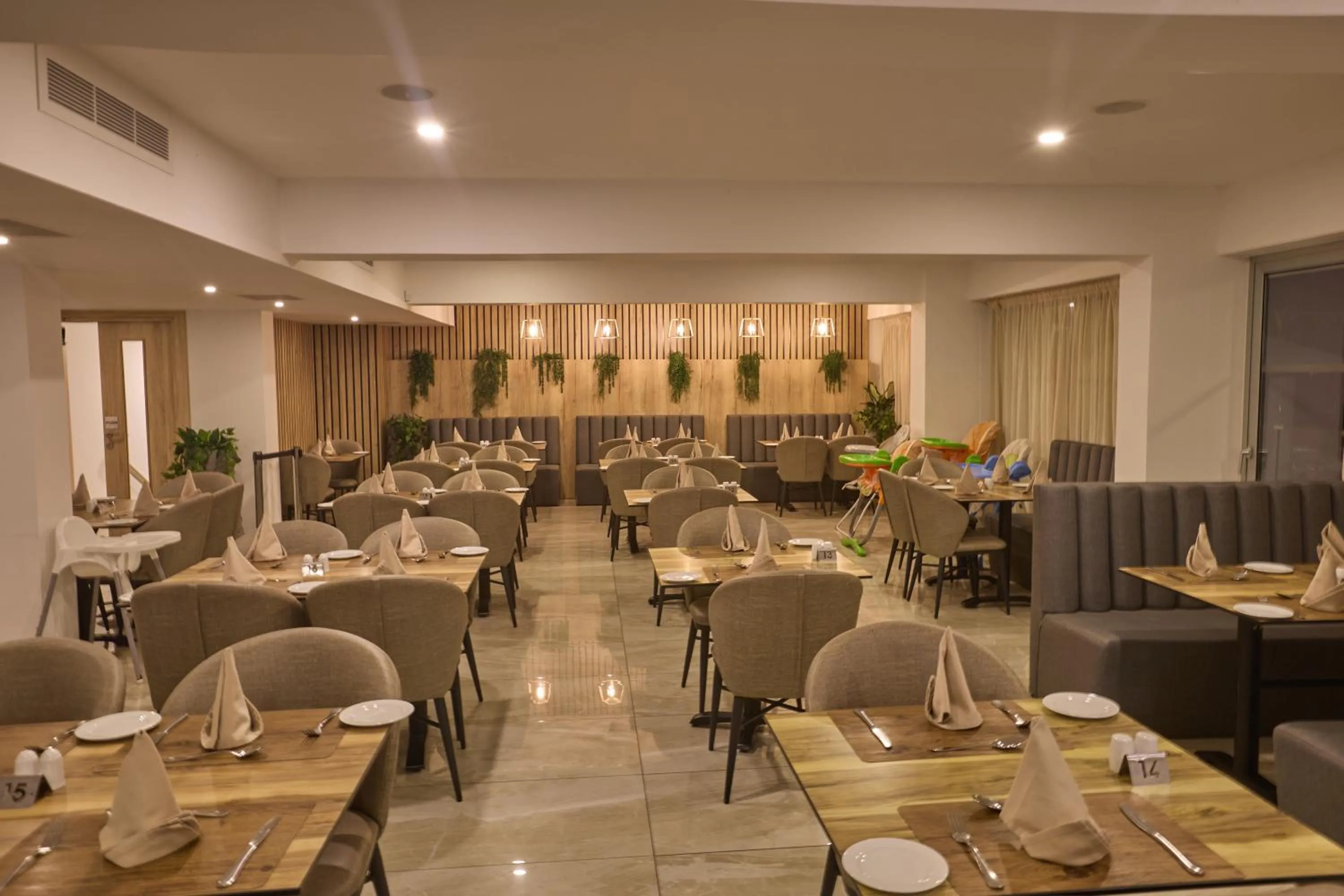 Bohemian Gardens Hotel