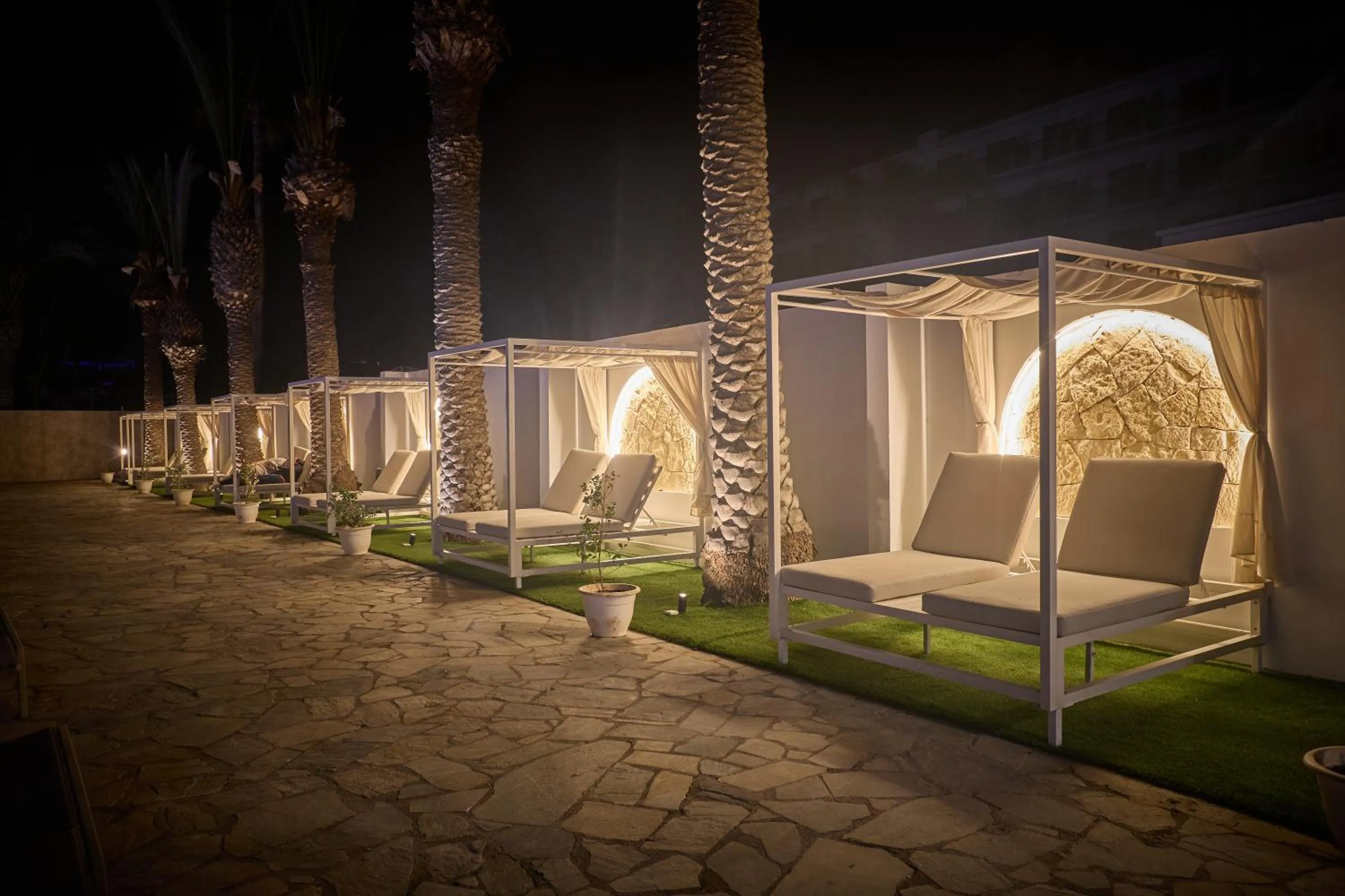 Bohemian Gardens Hotel