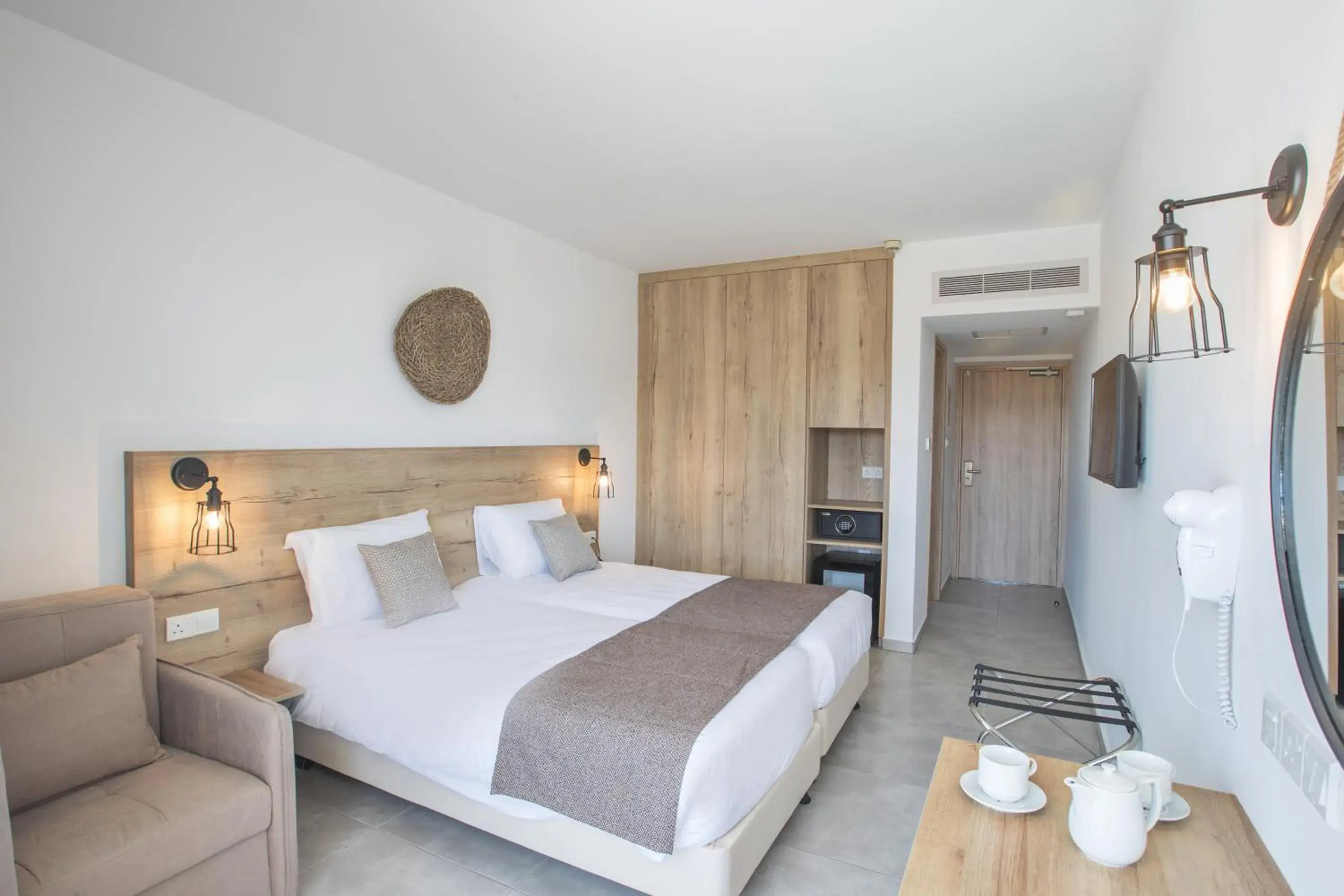 Bed in Bohemian Gardens Hotel Bed in Bohemian Gardens Hotel