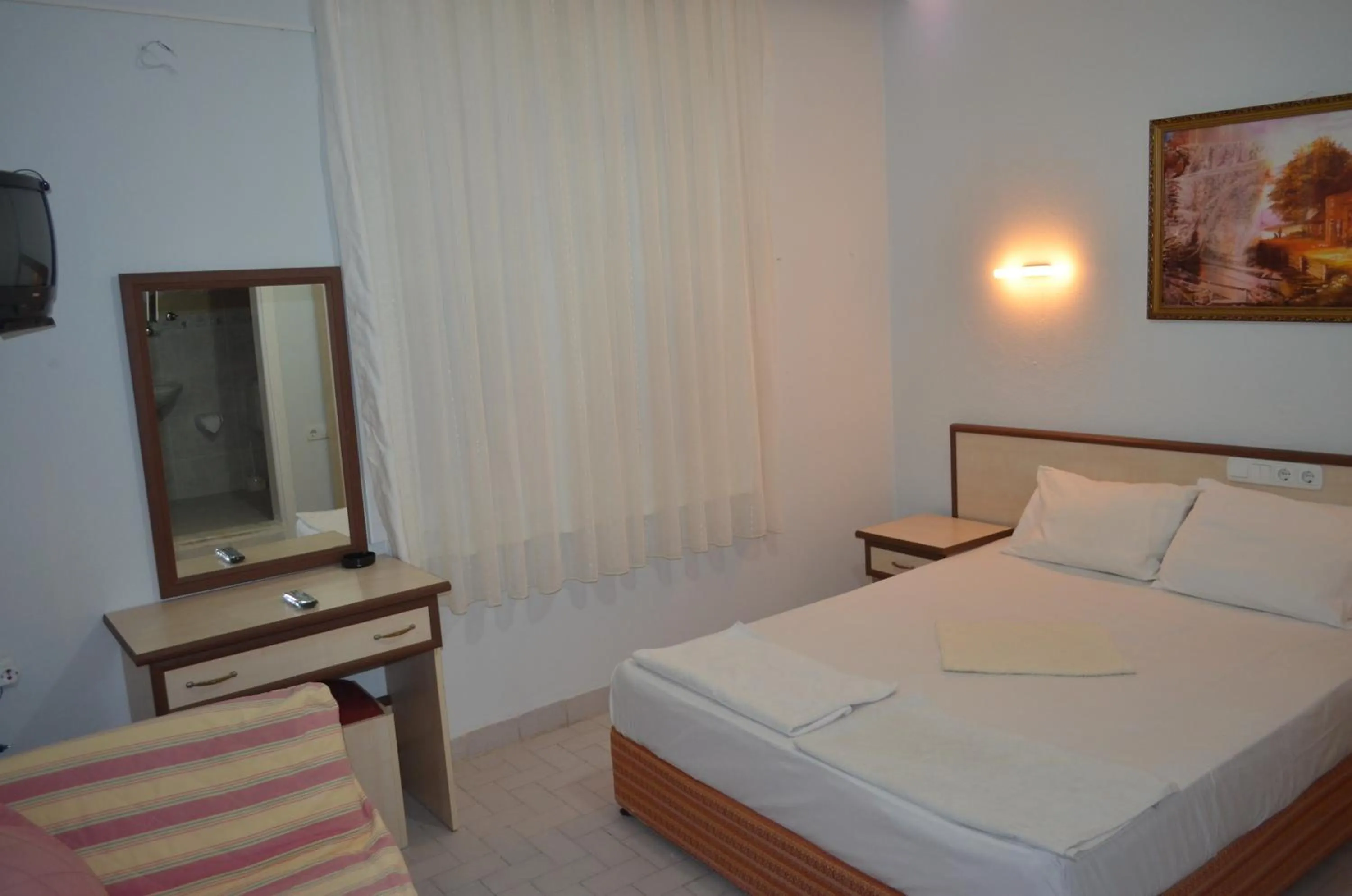 Photo of the whole room, Bed in Delphin Hotel Side