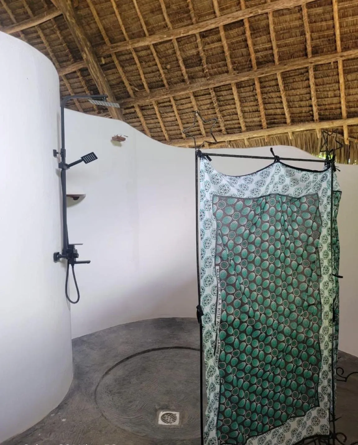 Bathroom in Unguja Lodge