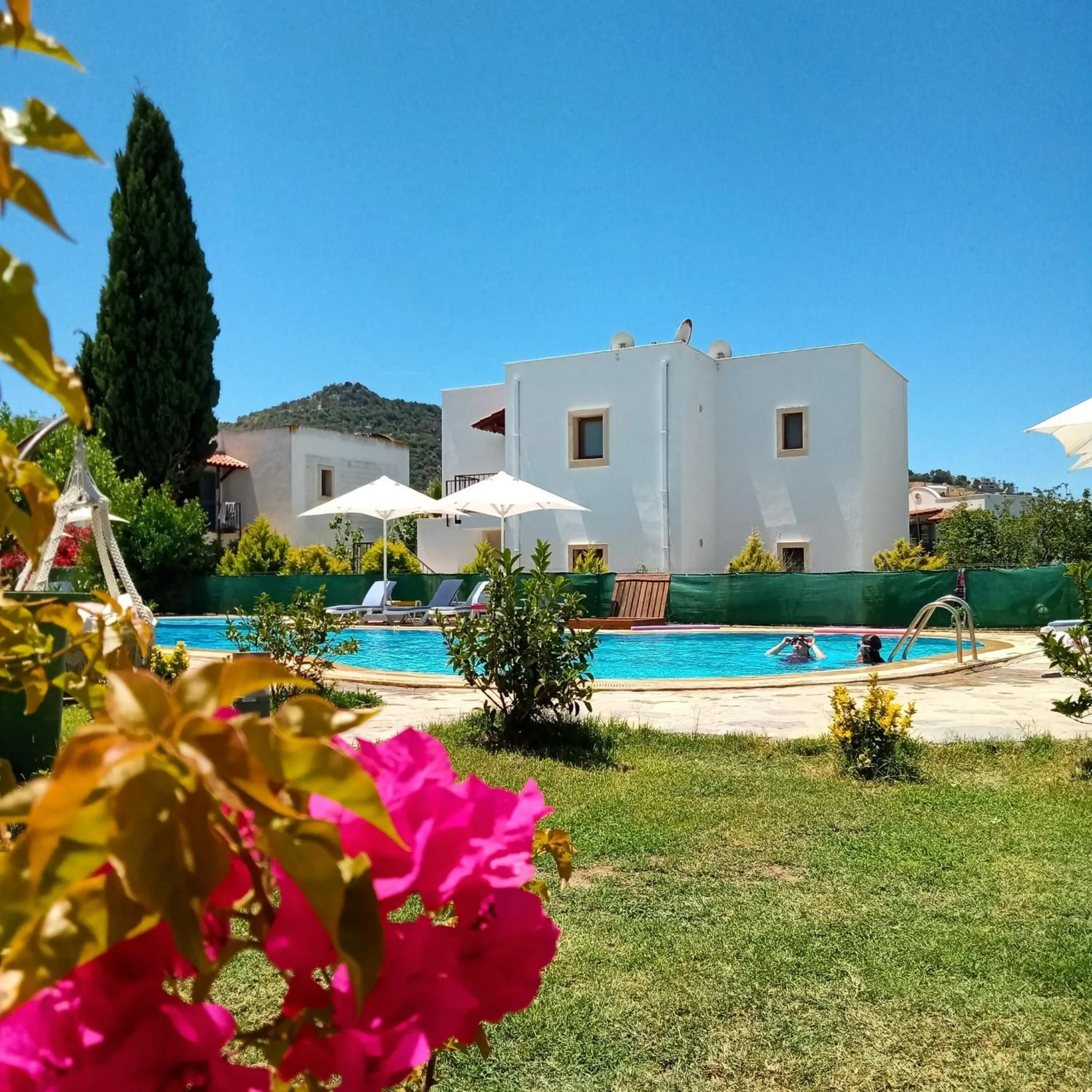 Nightclub / DJ in The Mara Suite
