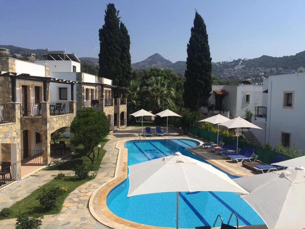 Swimming pool in The Mara Suite