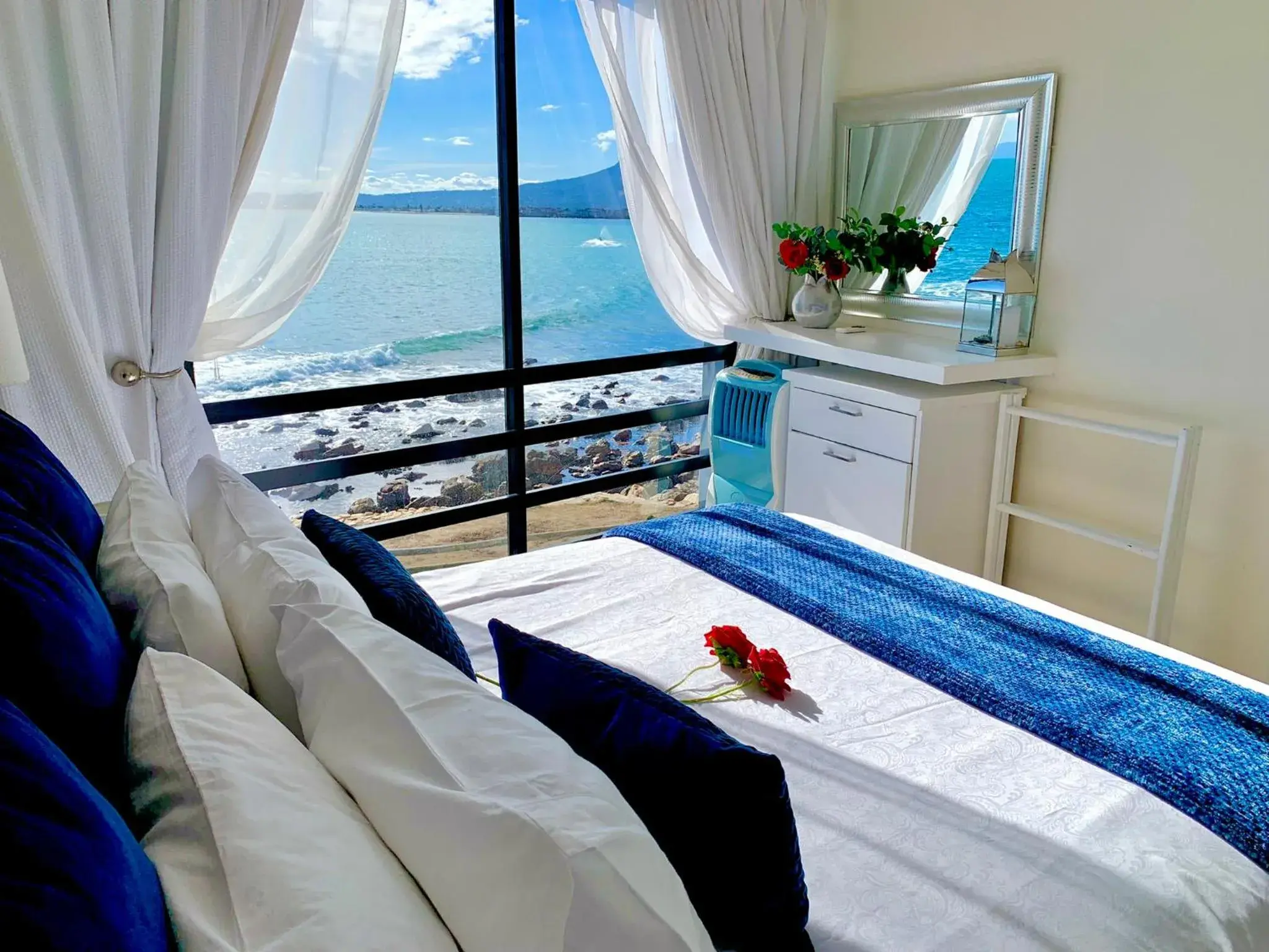 One Bedroom Apartment with Sea View - single occupancy in 185 on BEACH Boutique Suites One Bedroom Apartment with Sea View - single occupancy in 185 on BEACH Boutique Suites