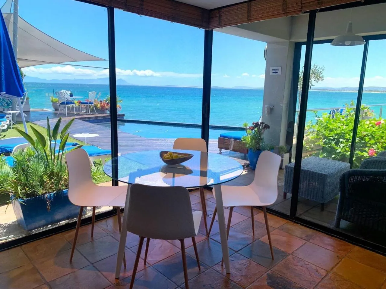 Premier Apartment with Sea view - single occupancy in 185 on BEACH Boutique Suites