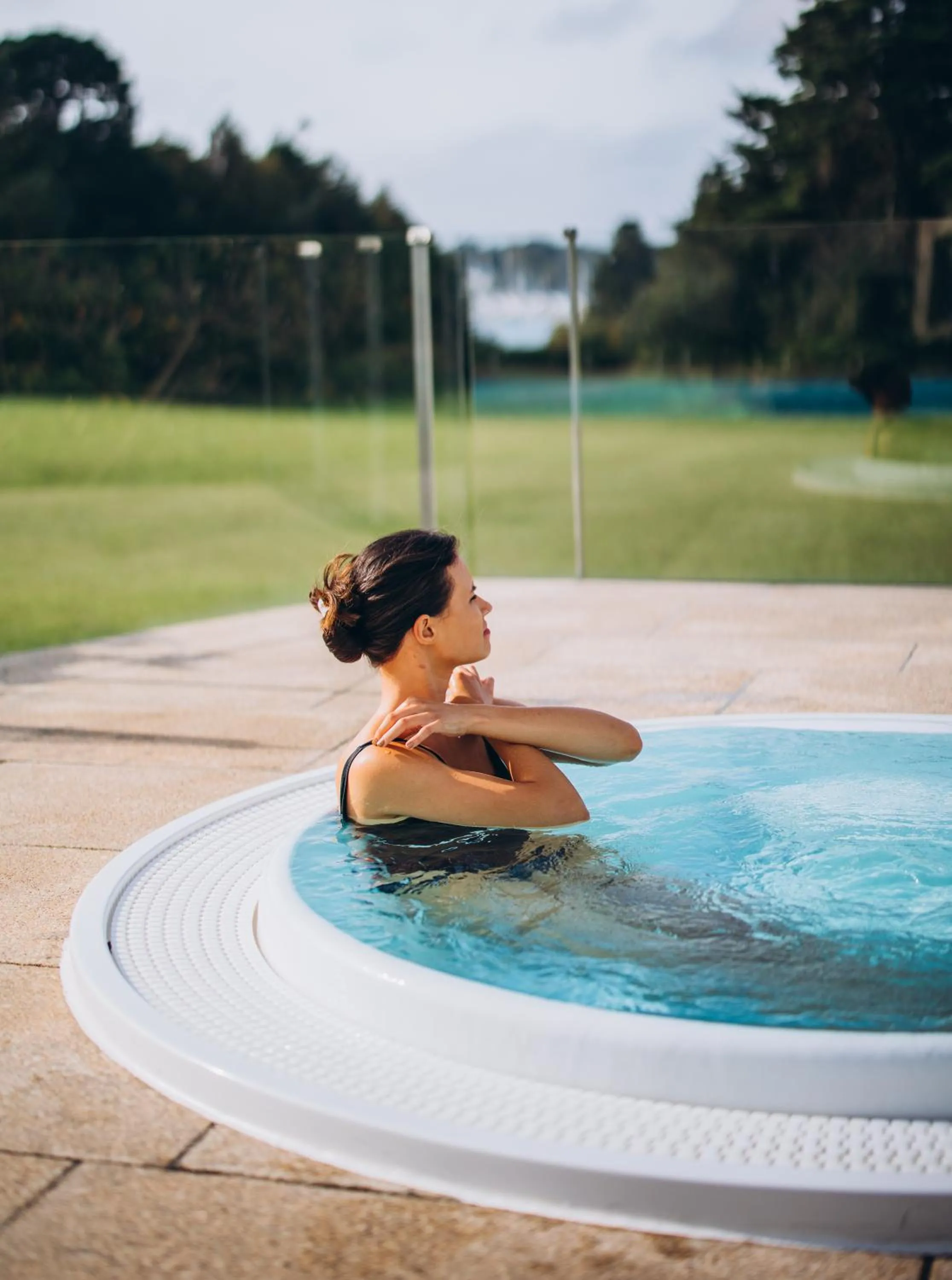 People in Les Garennes - Hôtel Spa Bénodet