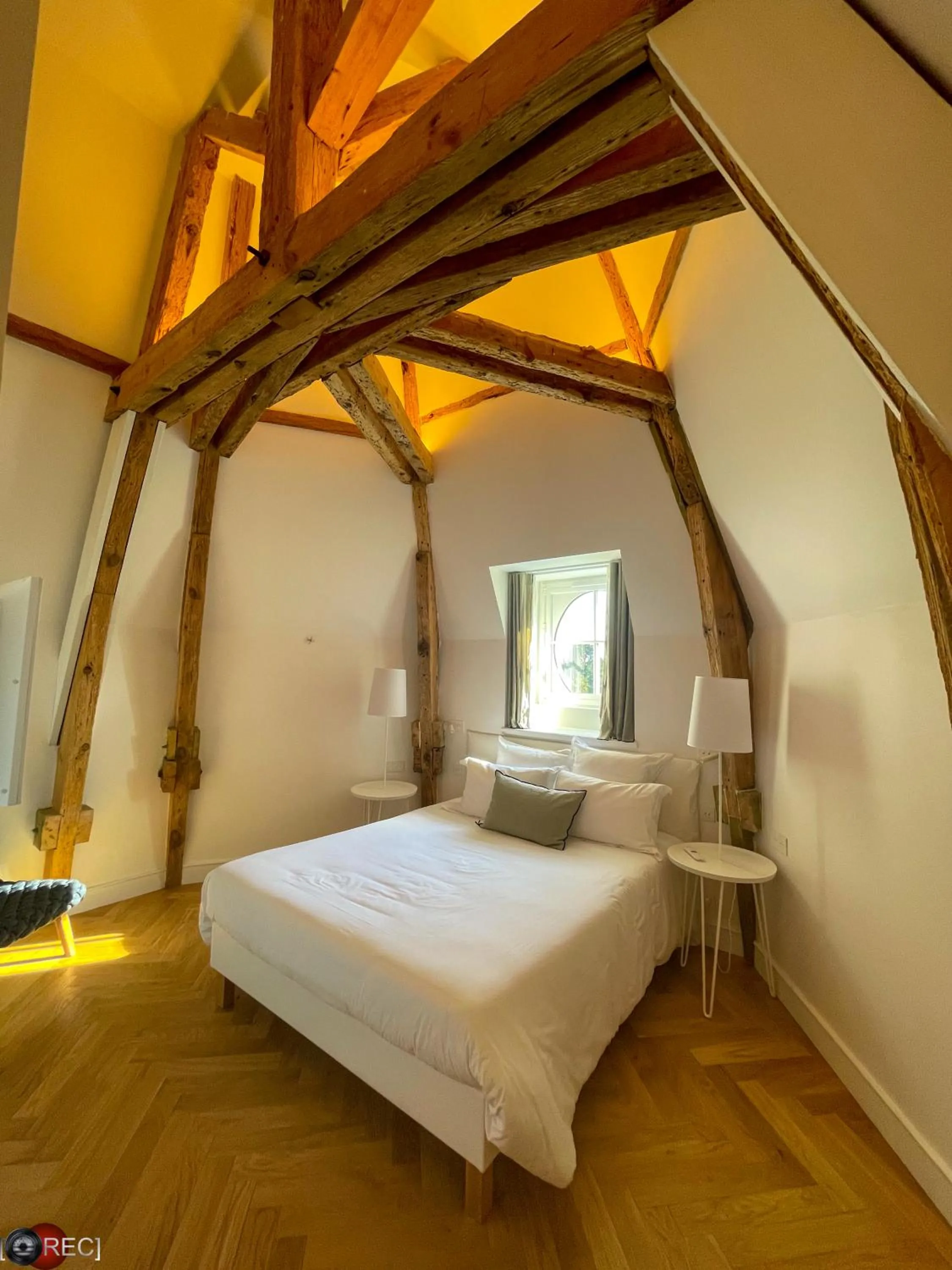 Bed in Les Garennes - Hôtel Spa Bénodet