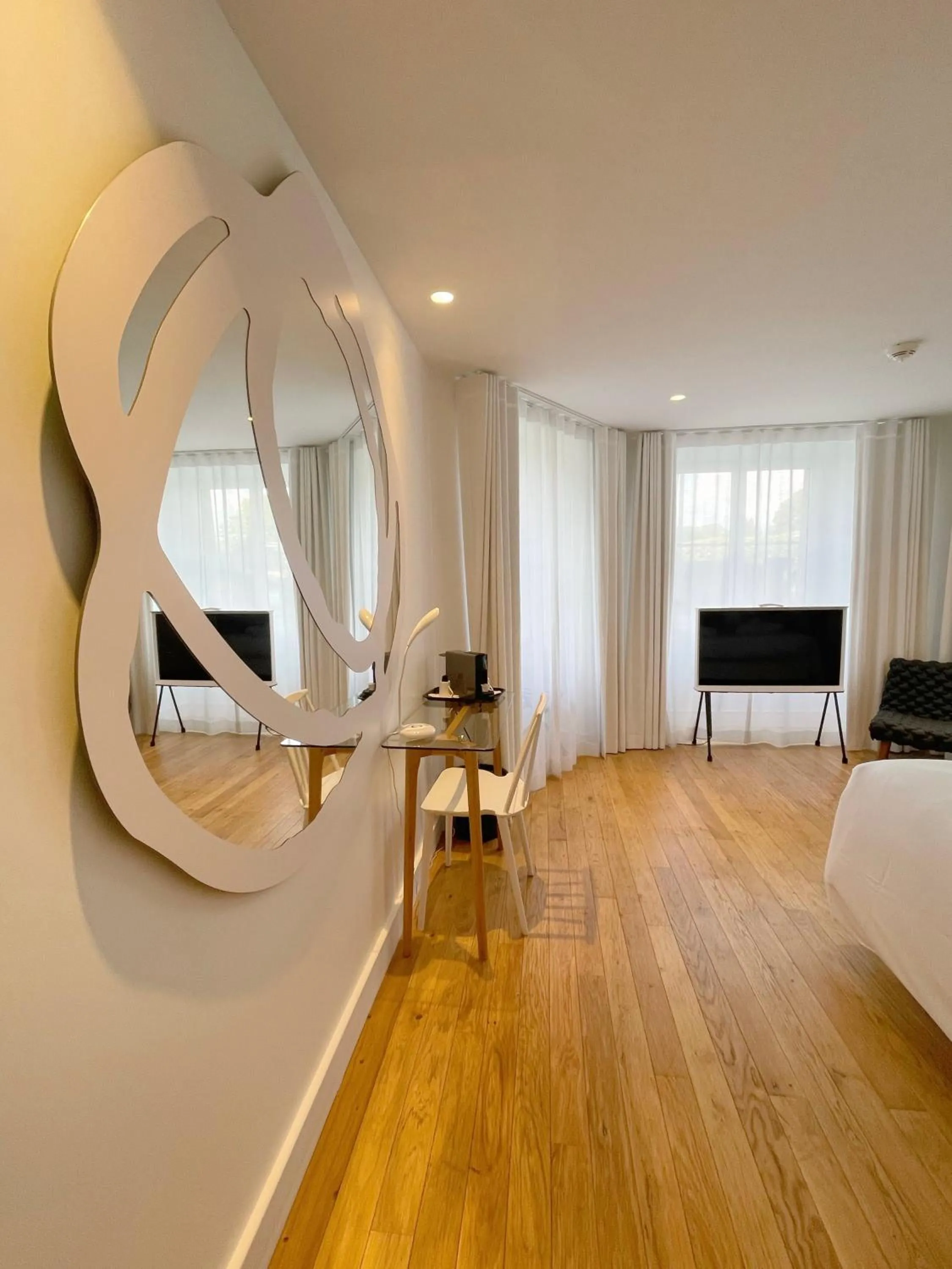 Photo of the whole room, Bed in Les Garennes - Hôtel Spa Bénodet