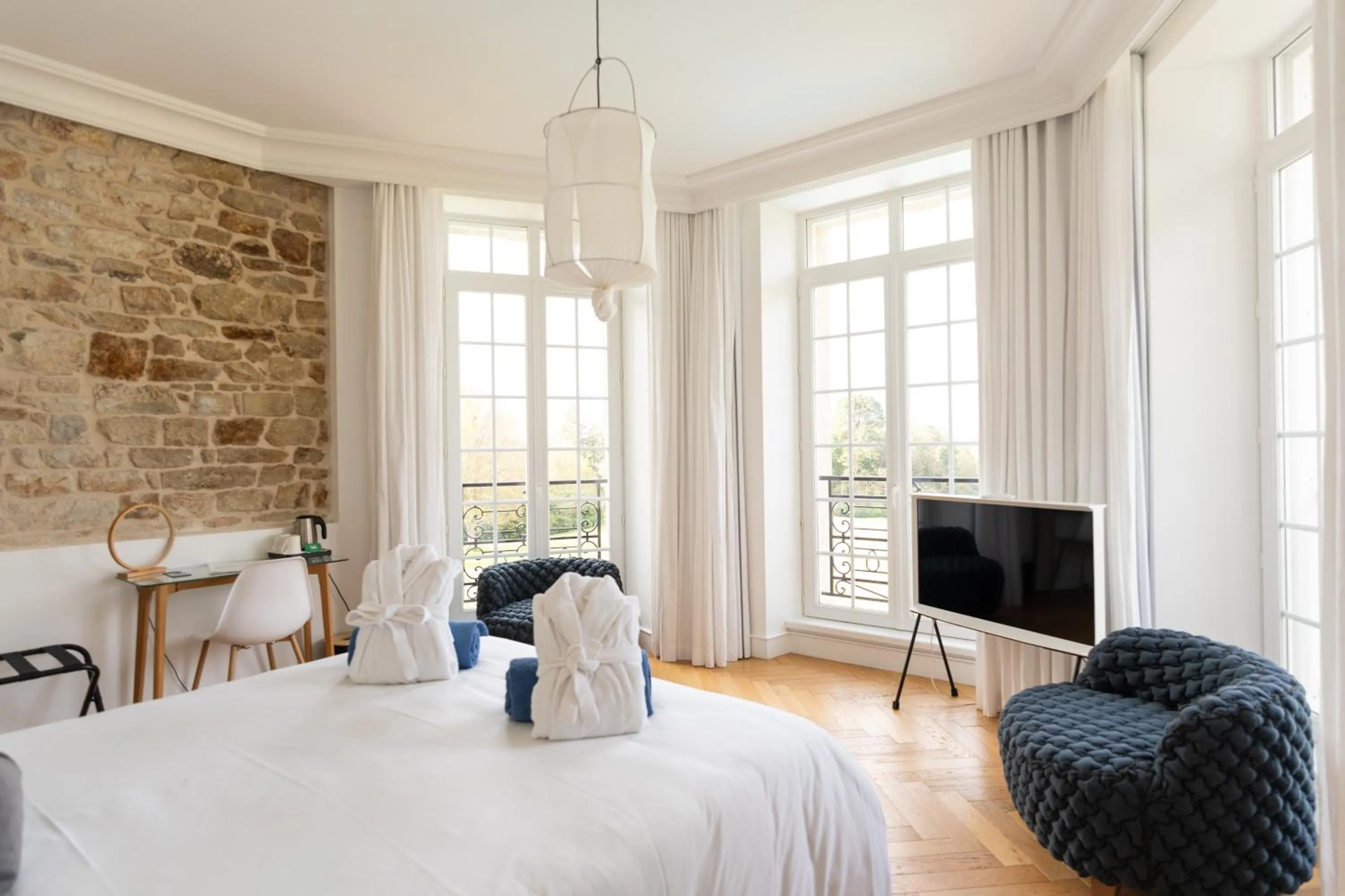 Bed in Les Garennes - Hôtel Spa Bénodet