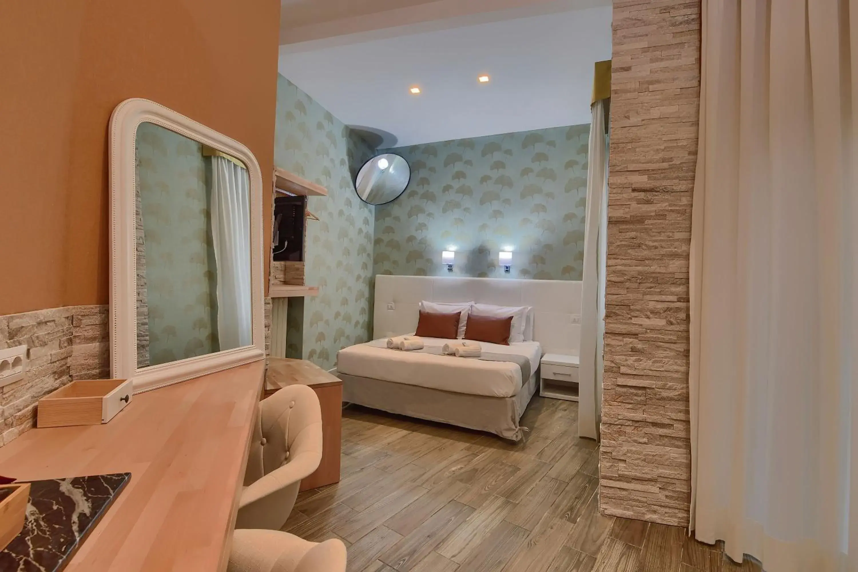 Bed in Rome Vatican Inn Bed in Rome Vatican Inn