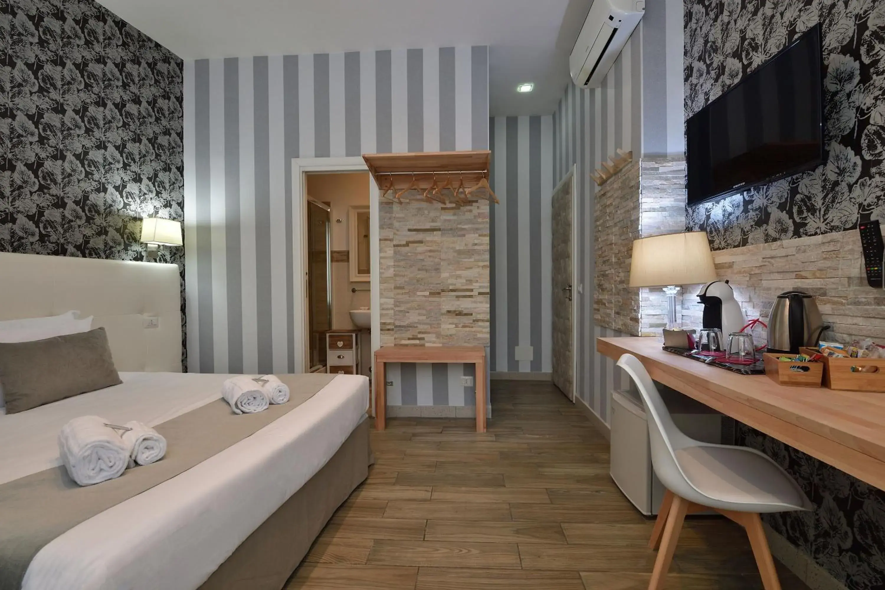 Double or Twin Room in Rome Vatican Inn Double or Twin Room in Rome Vatican Inn