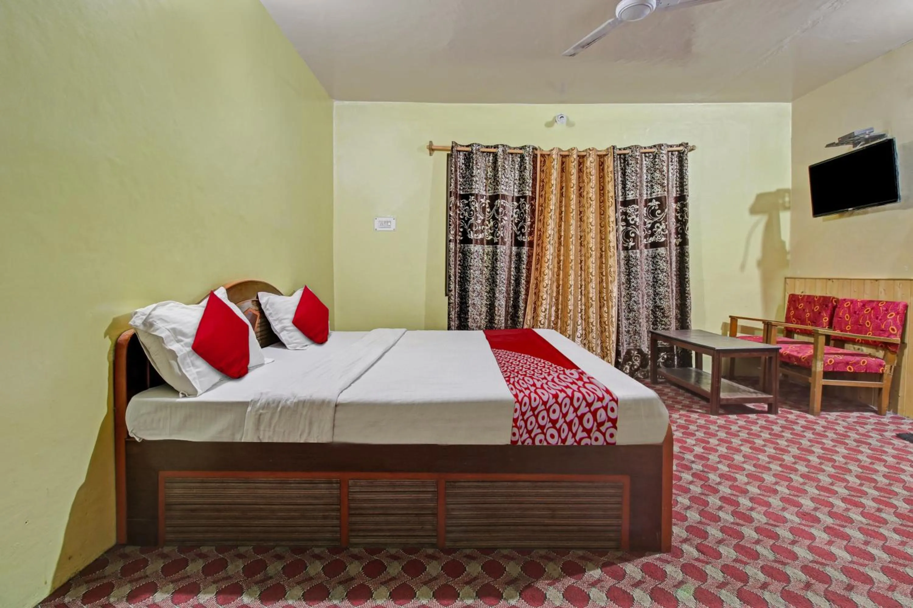 Hotel Ab-i-Hayat