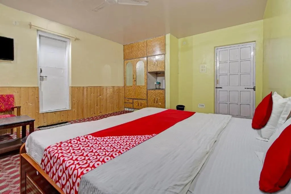 Hotel Ab-i-Hayat